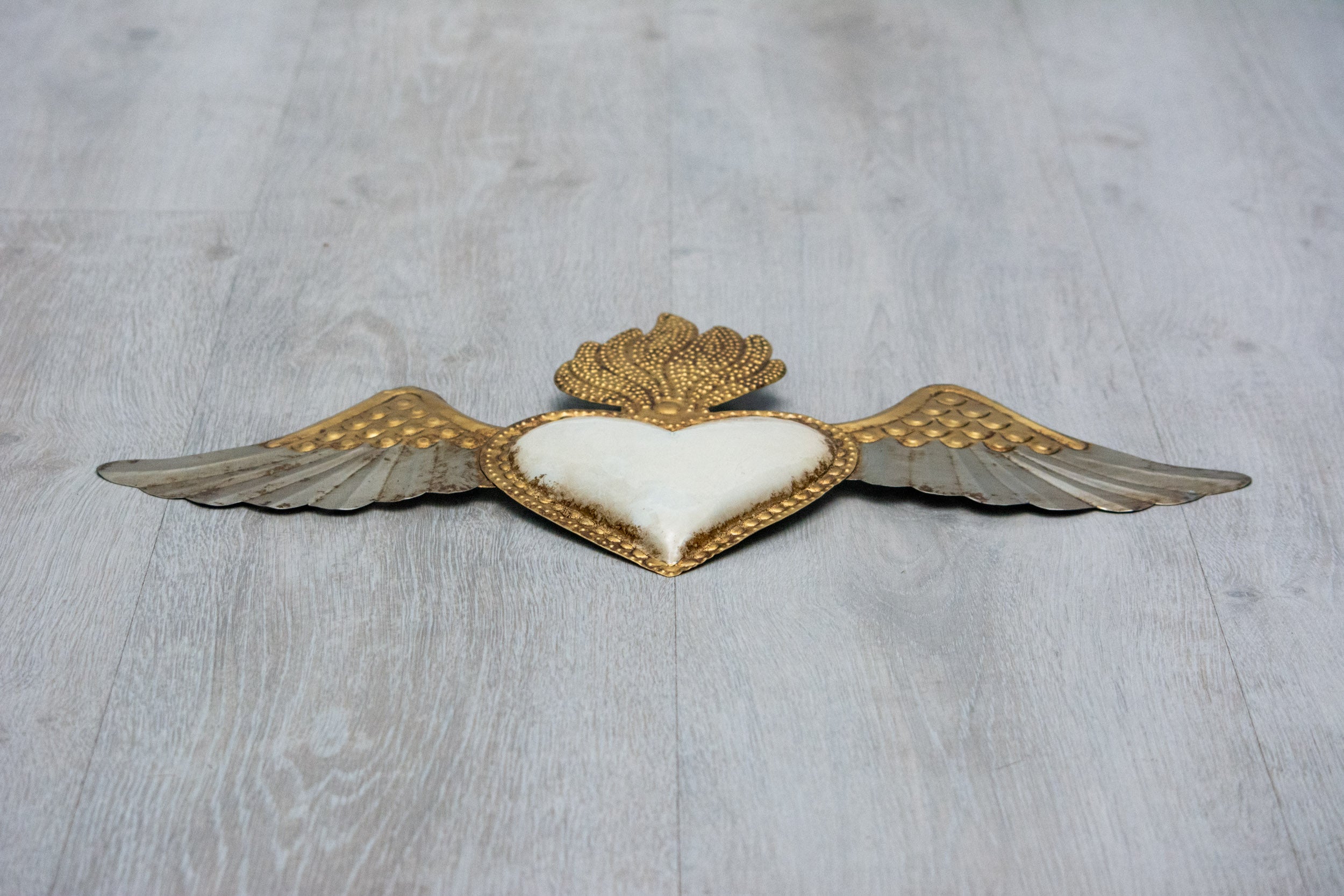 Dotted flame heart
