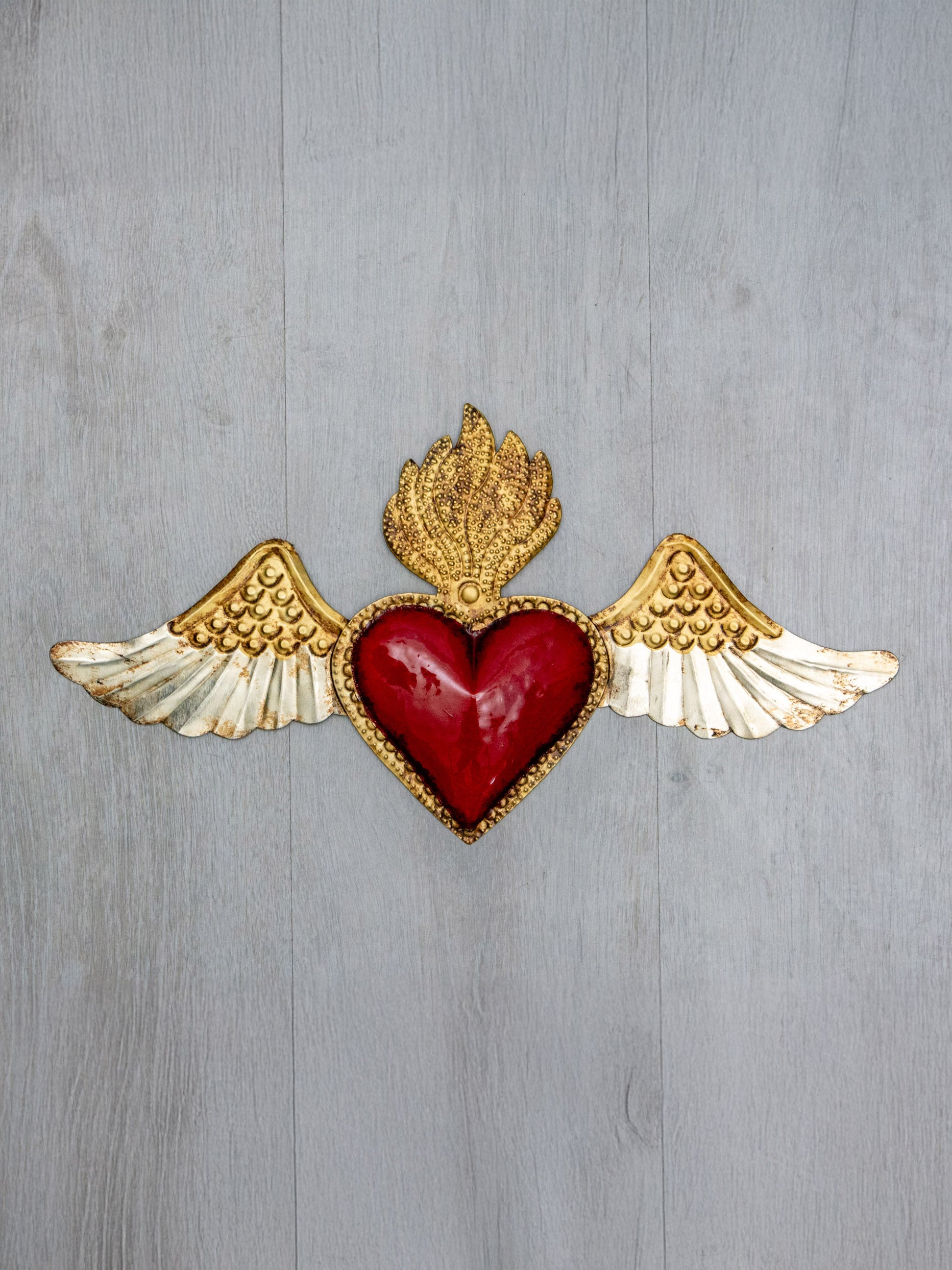 Dotted flame heart