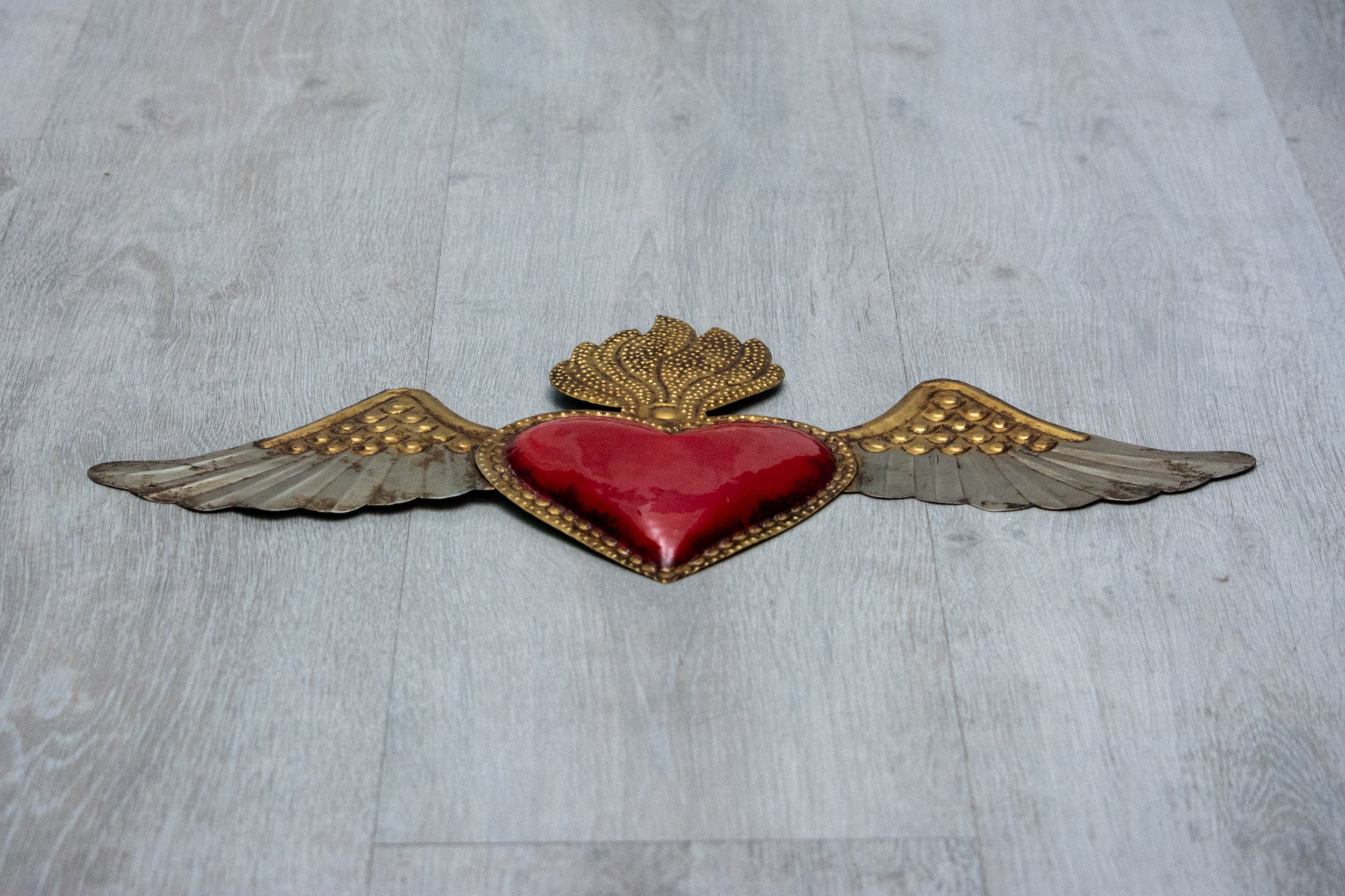 Dotted flame heart