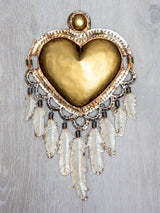Corazón plumas colgantes
