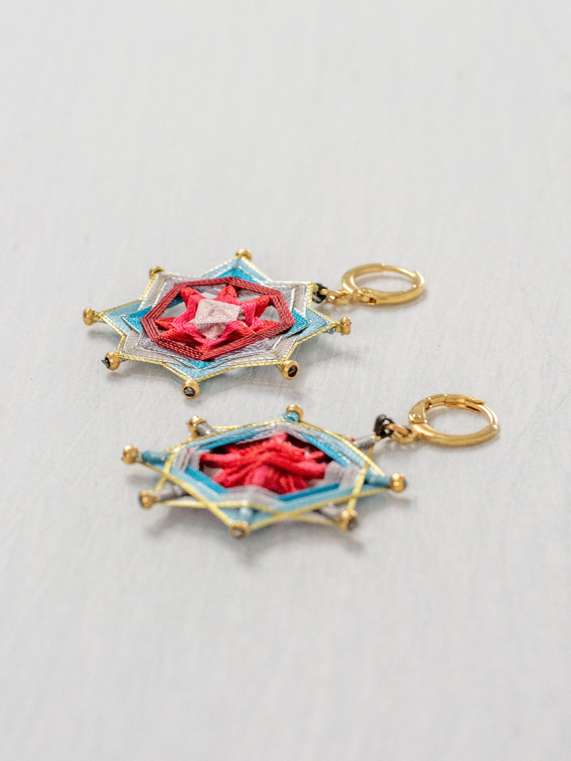 Aretes mandala estrella chicos