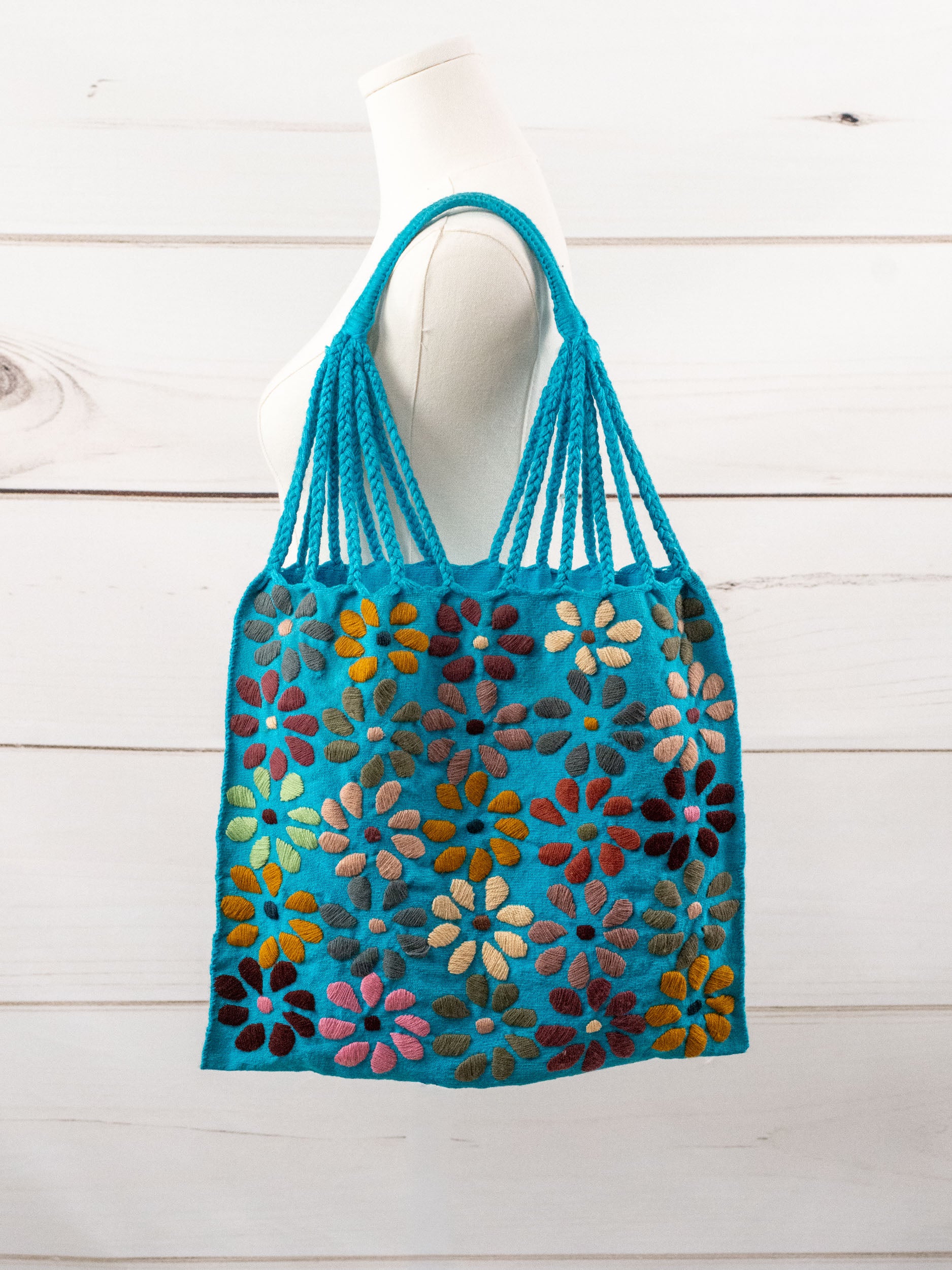 Chiapas bag with flowers