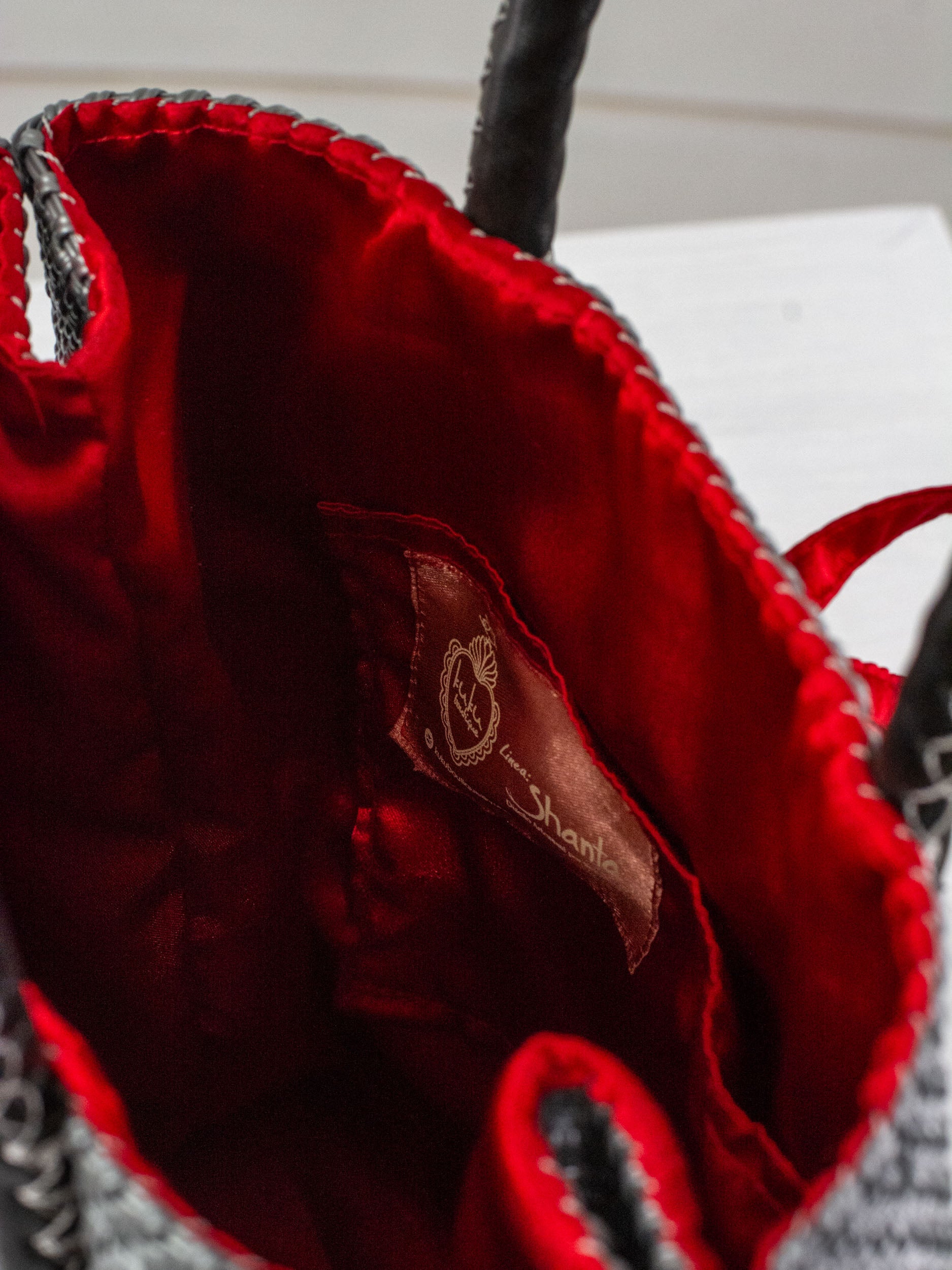 Medium heart milagro artisan bag
