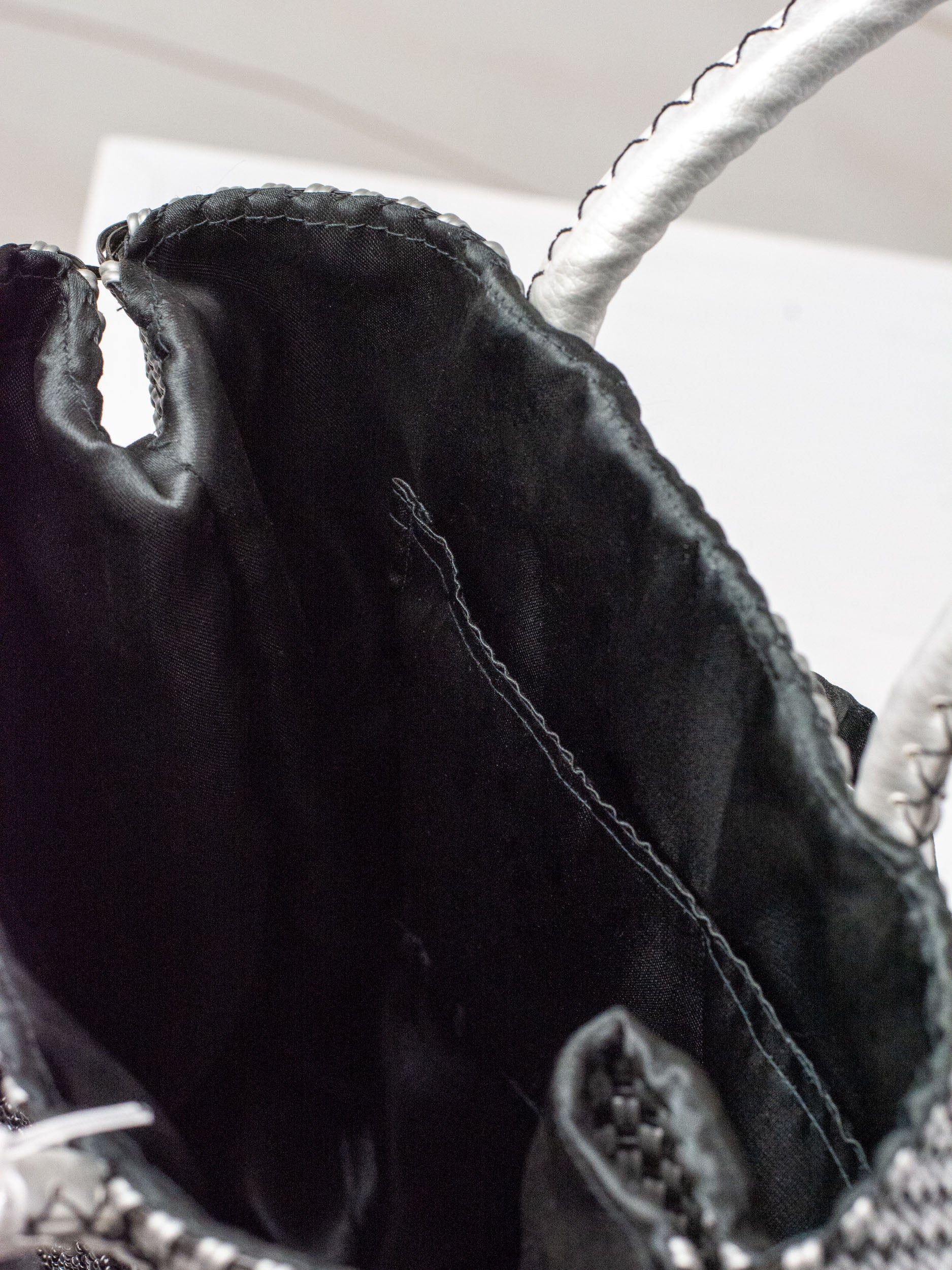 Medium heart milagro artisan bag