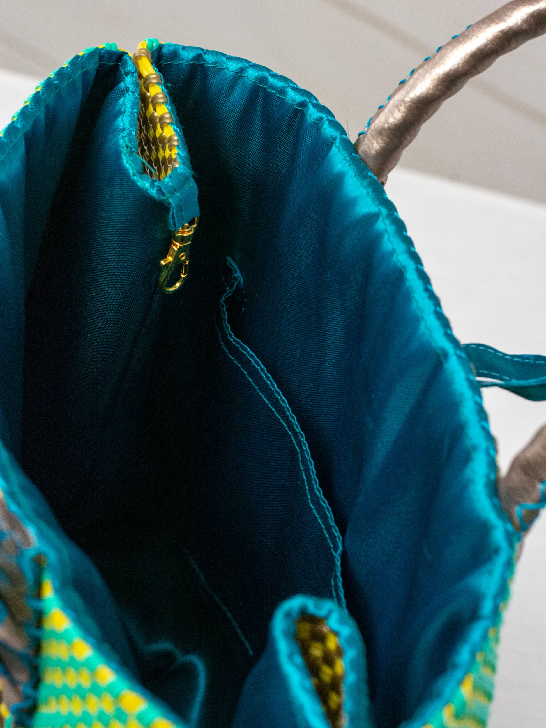 Medium heart milagro artisan bag