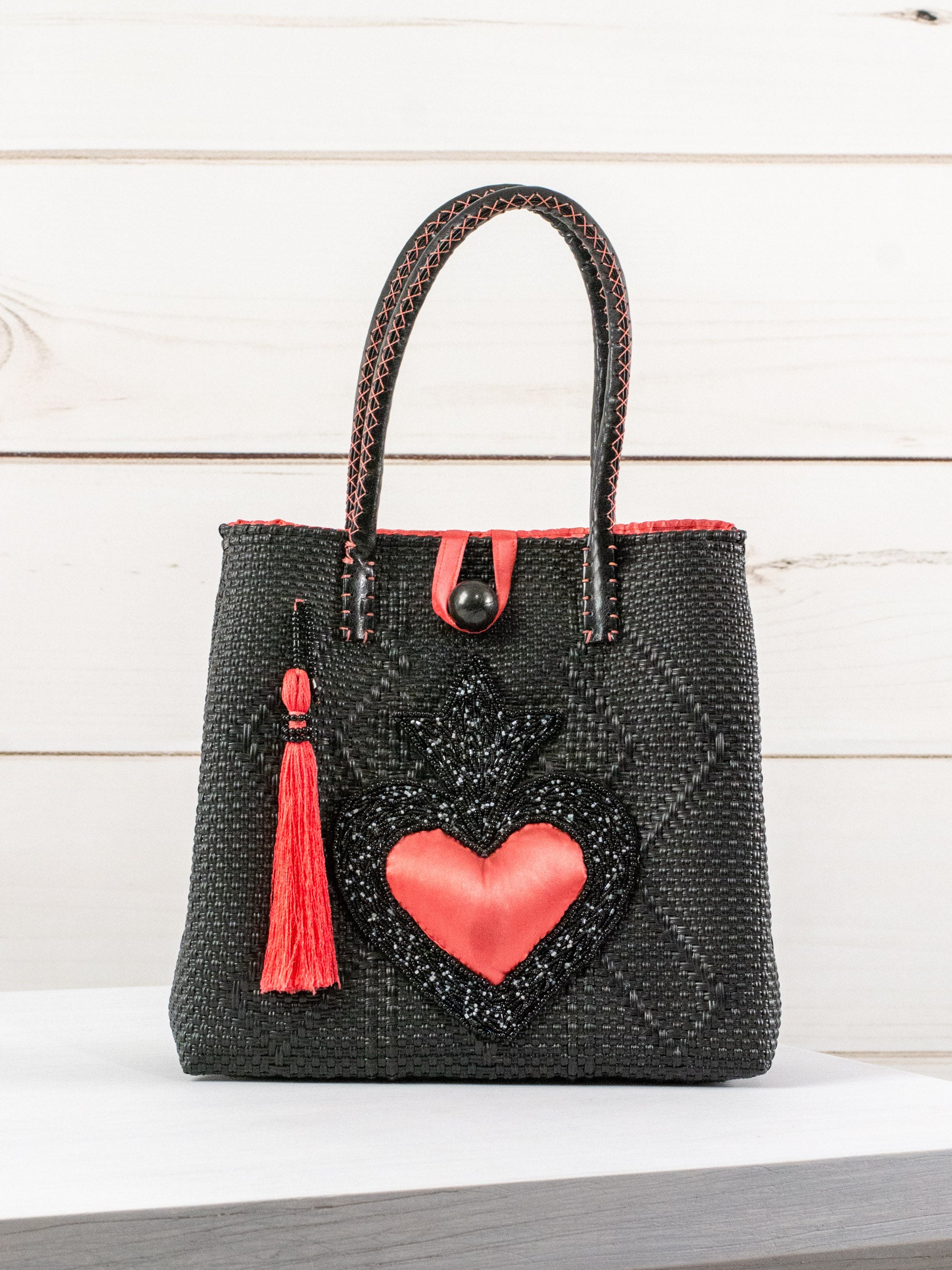 Medium heart milagro artisan bag