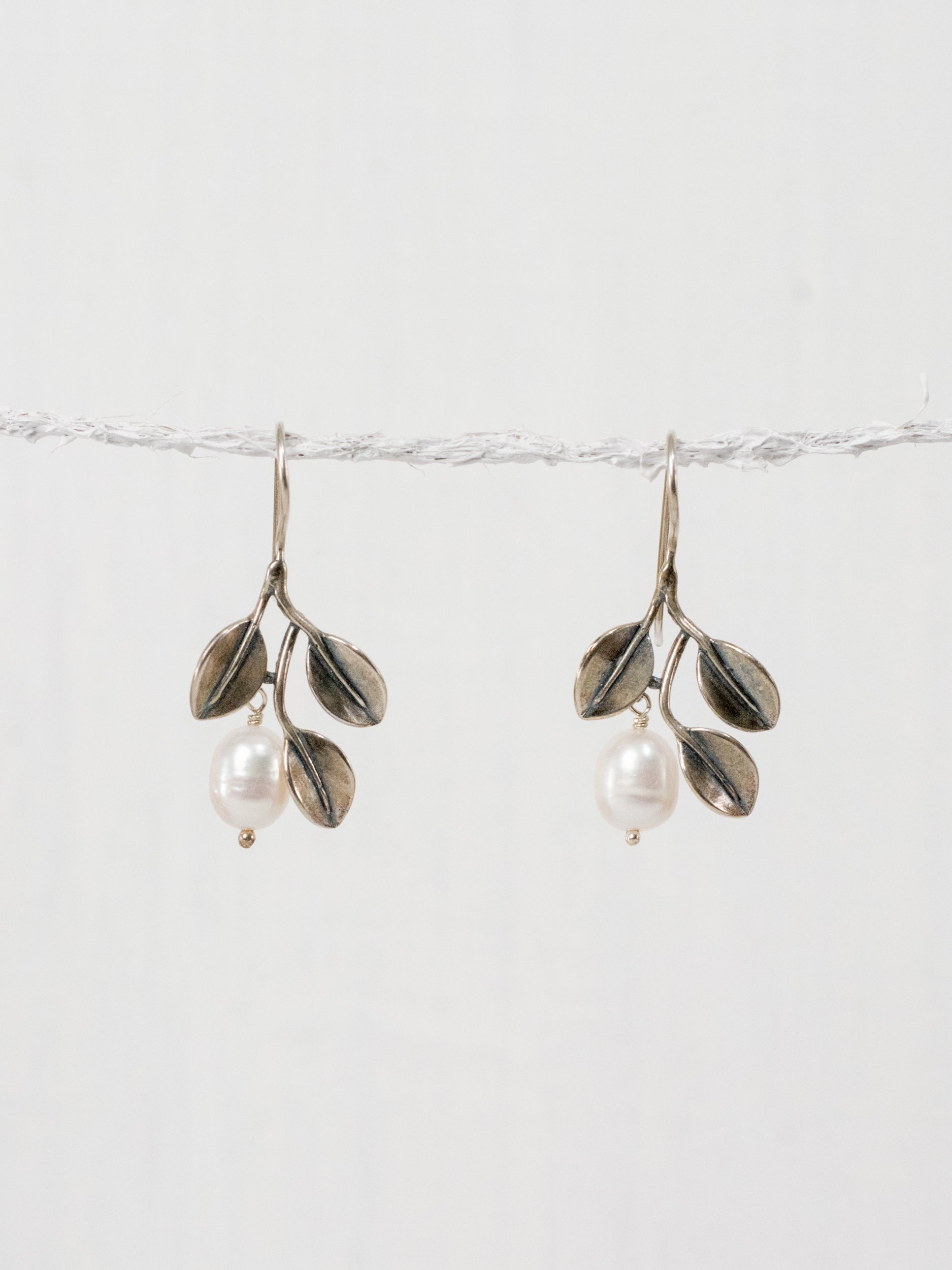 Earrings with three mangrove hooks