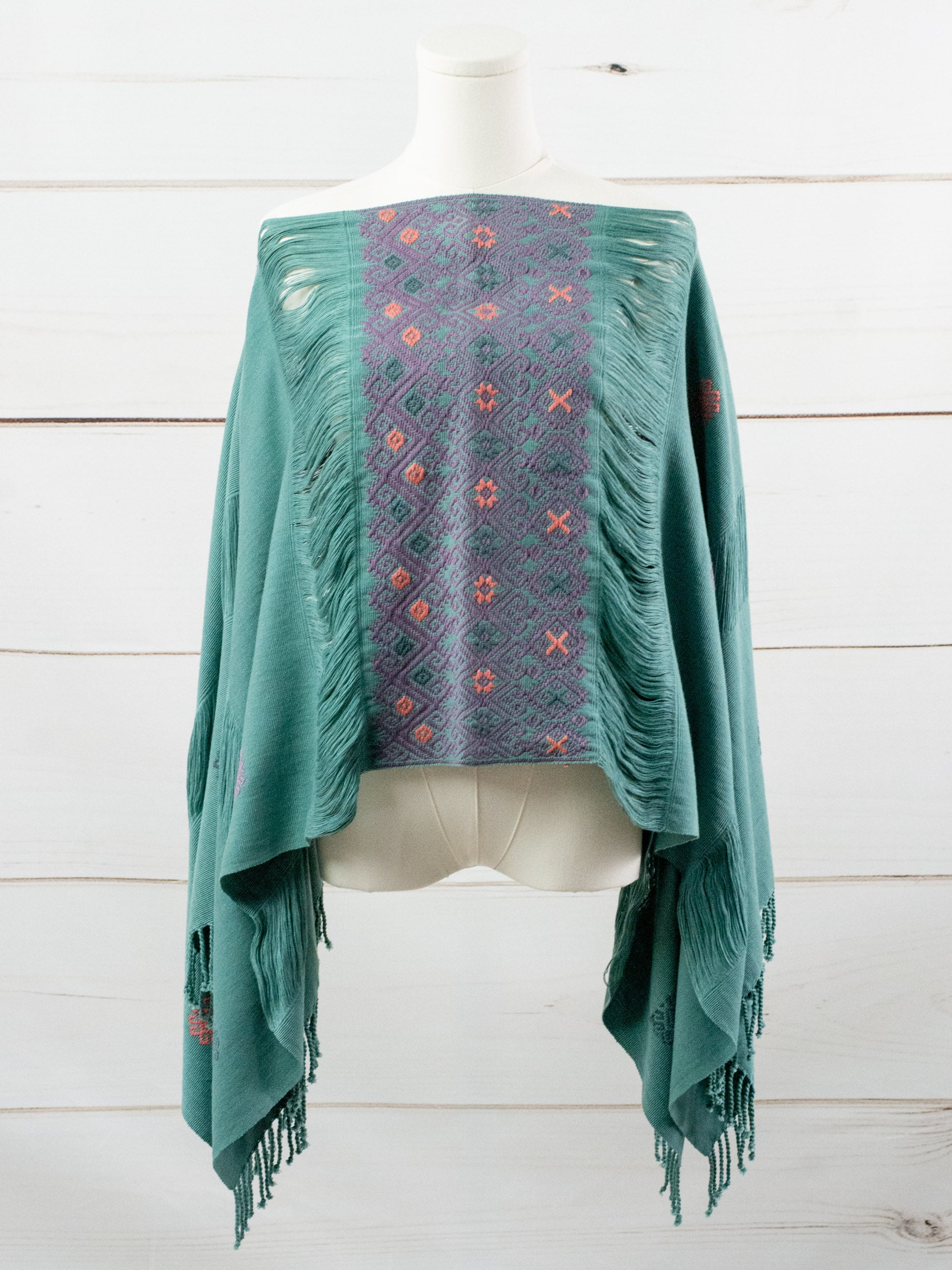 Long poncho two frayed lines Chiapas