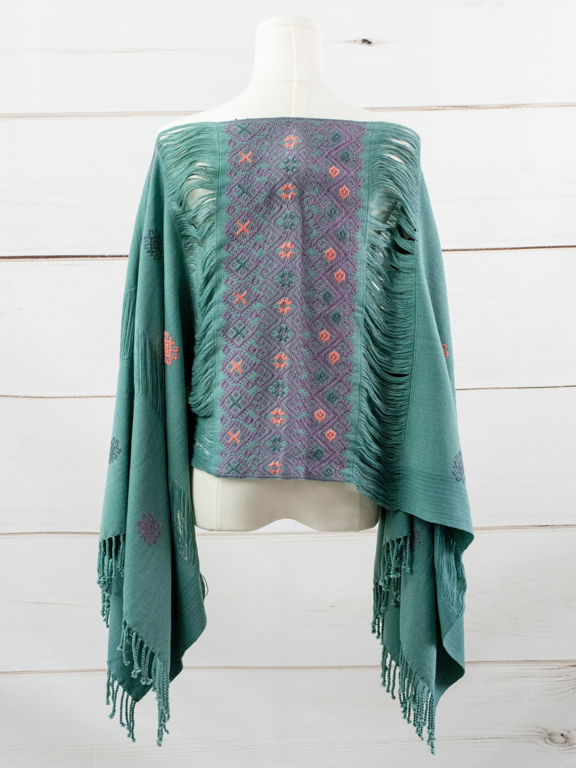 Long poncho two frayed lines Chiapas