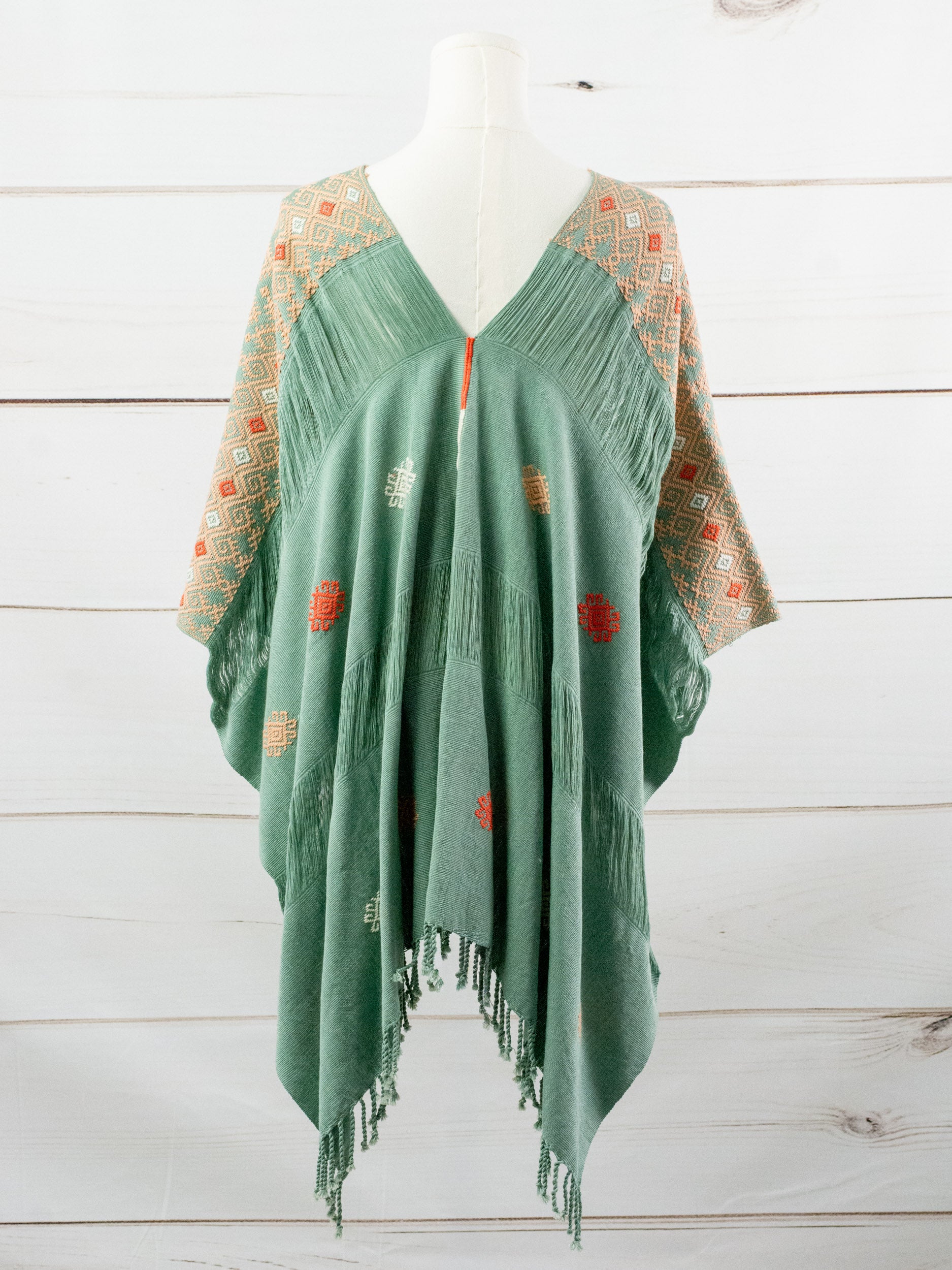 Long poncho two frayed lines Chiapas
