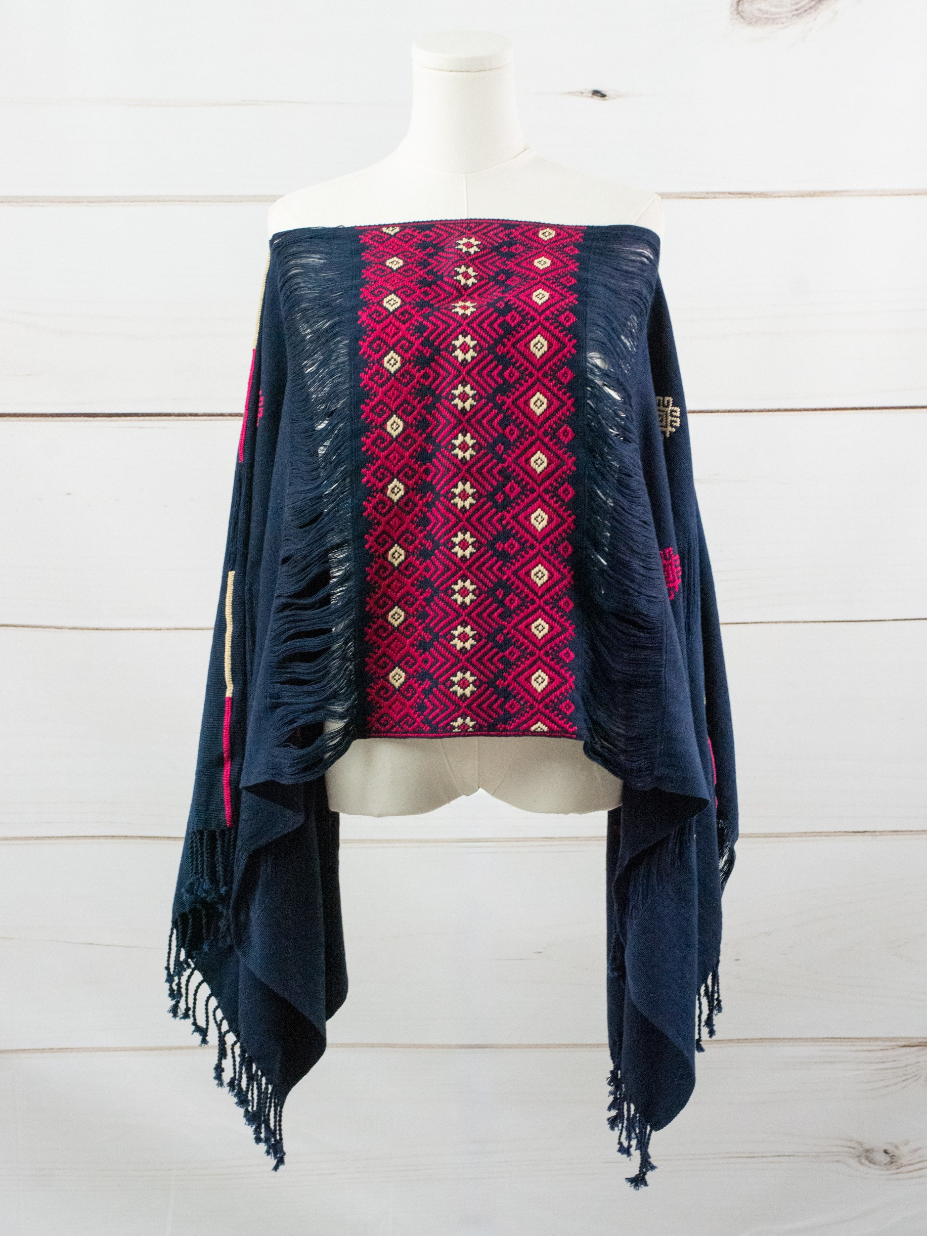 Long poncho two frayed lines Chiapas