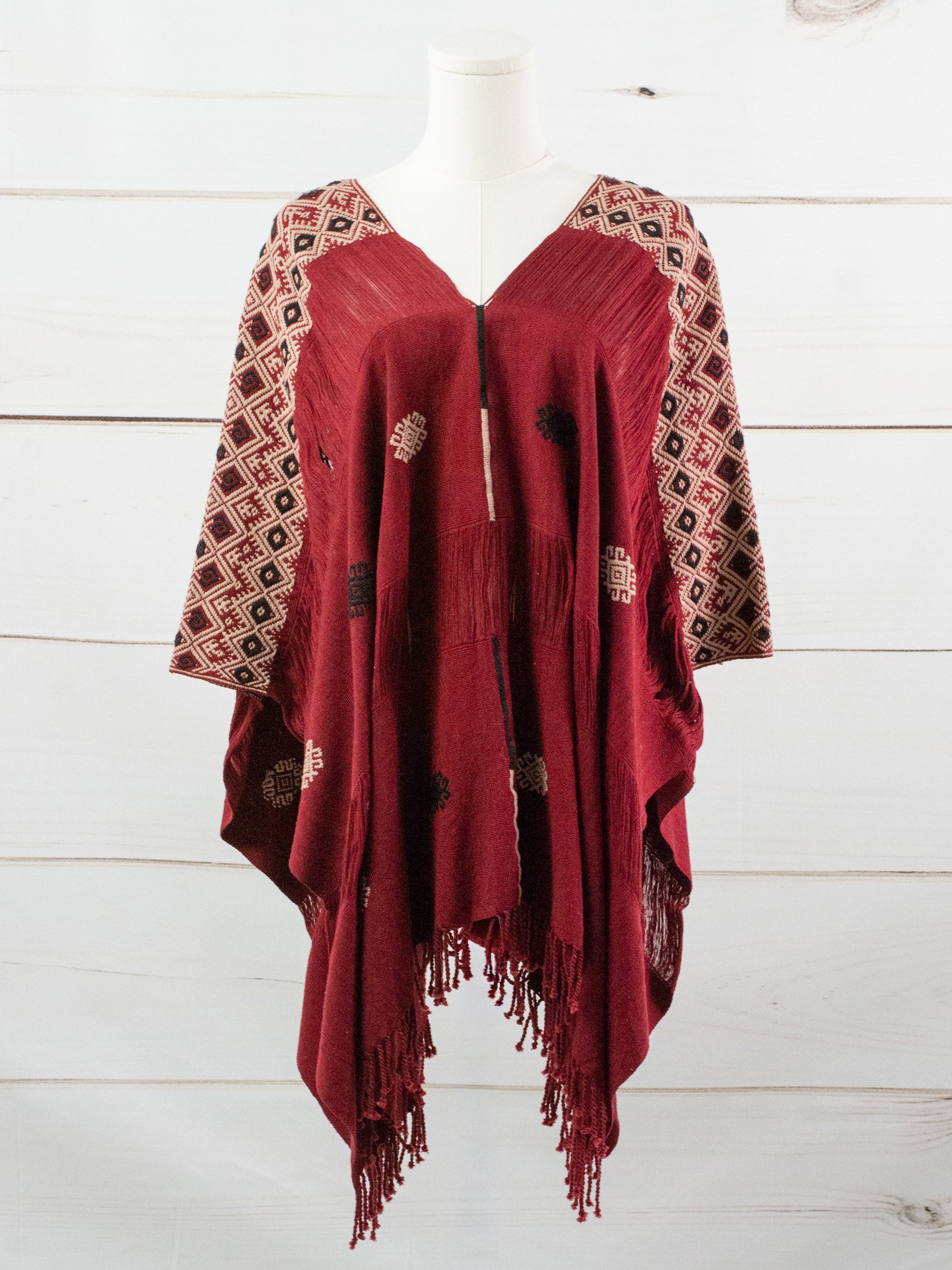 Long poncho two frayed lines Chiapas