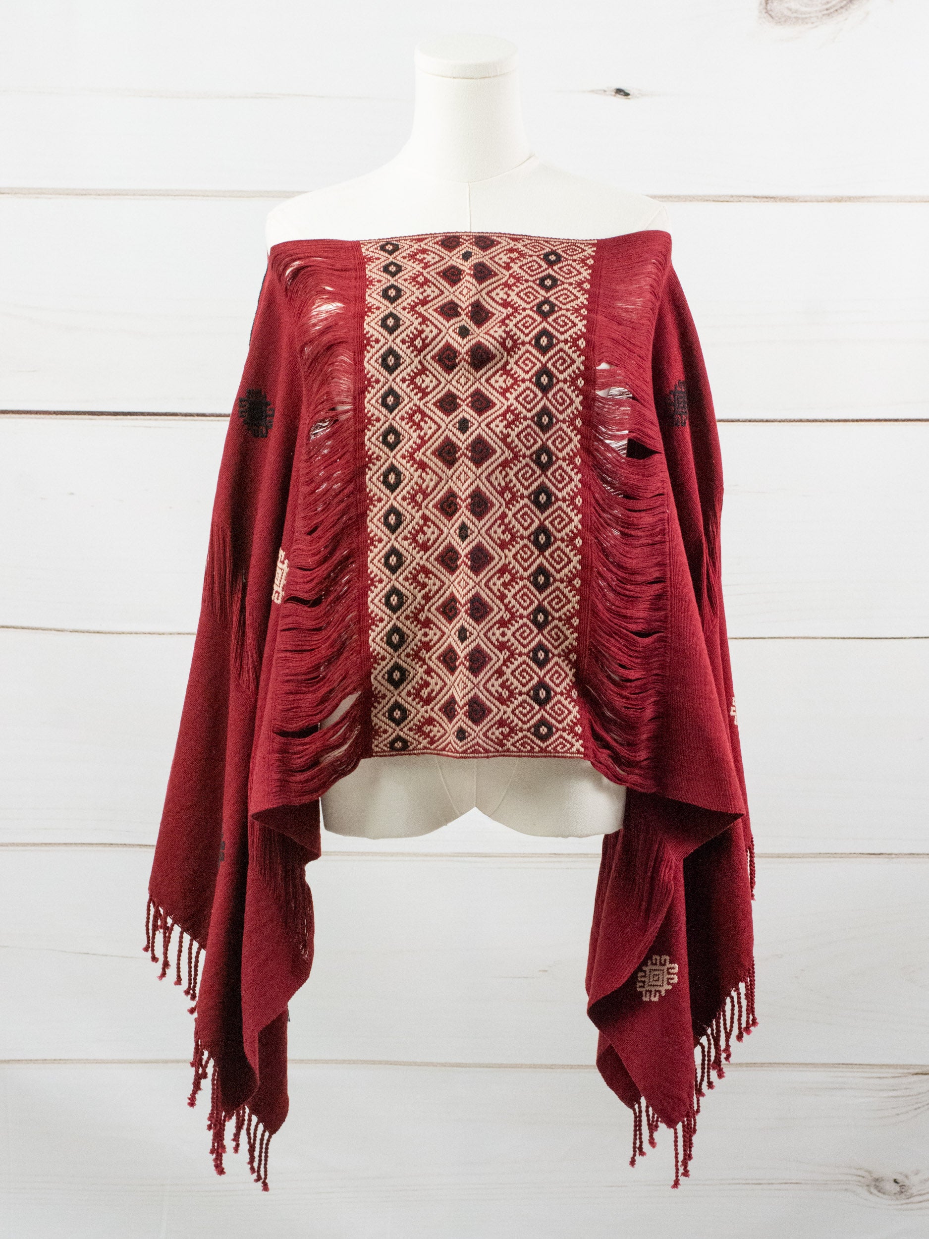 Long poncho two frayed lines Chiapas