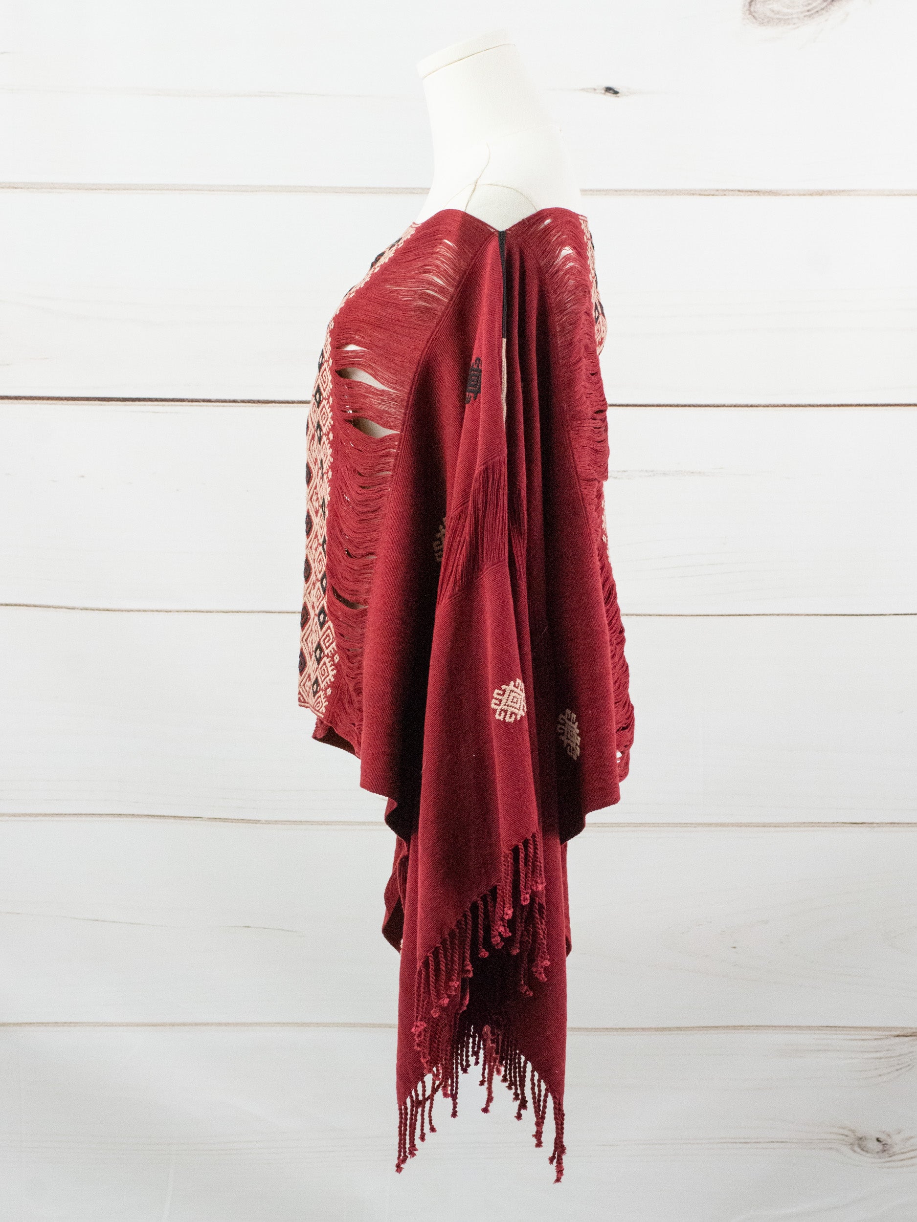 Long poncho two frayed lines Chiapas
