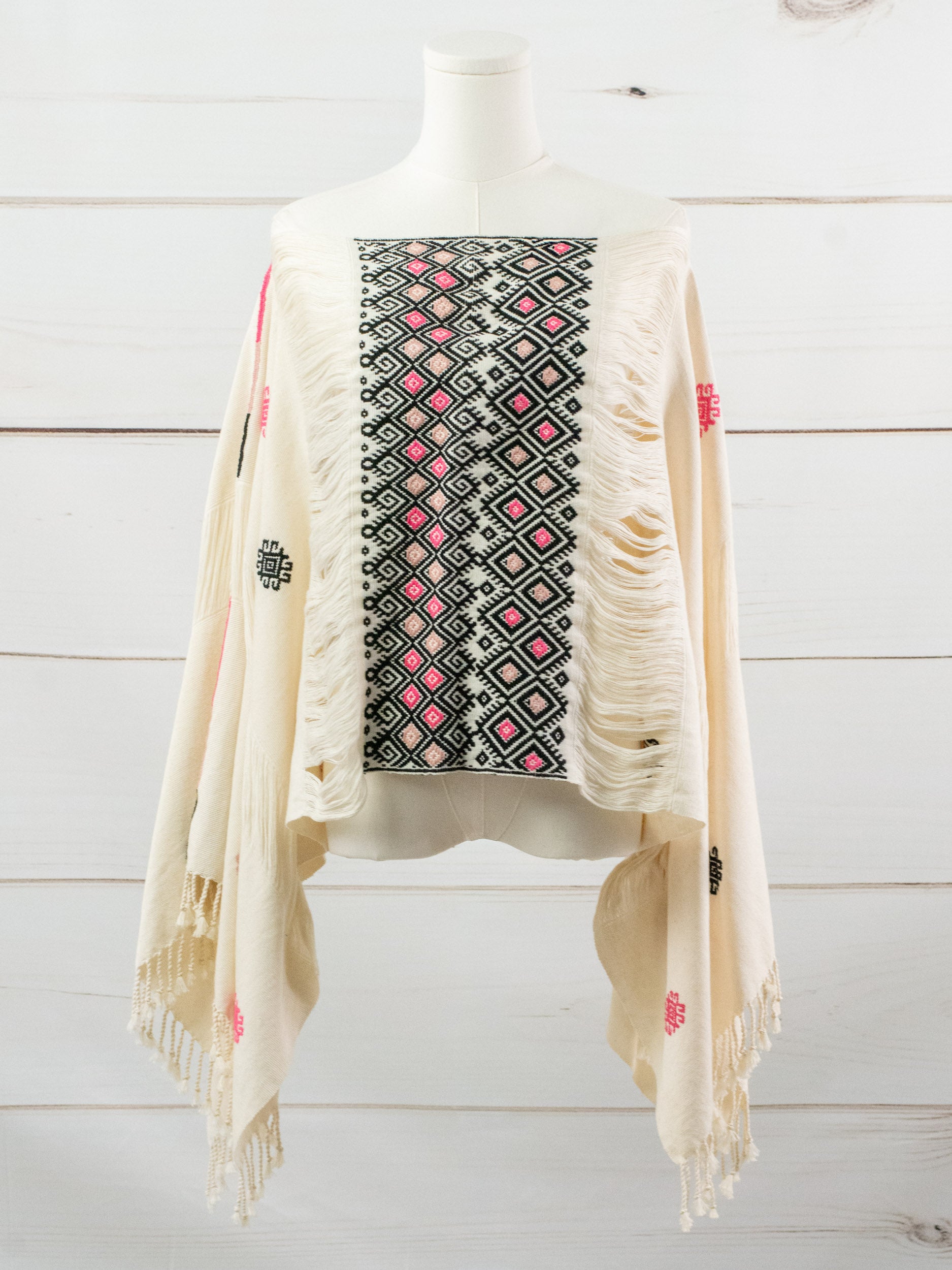 Long poncho two frayed lines Chiapas