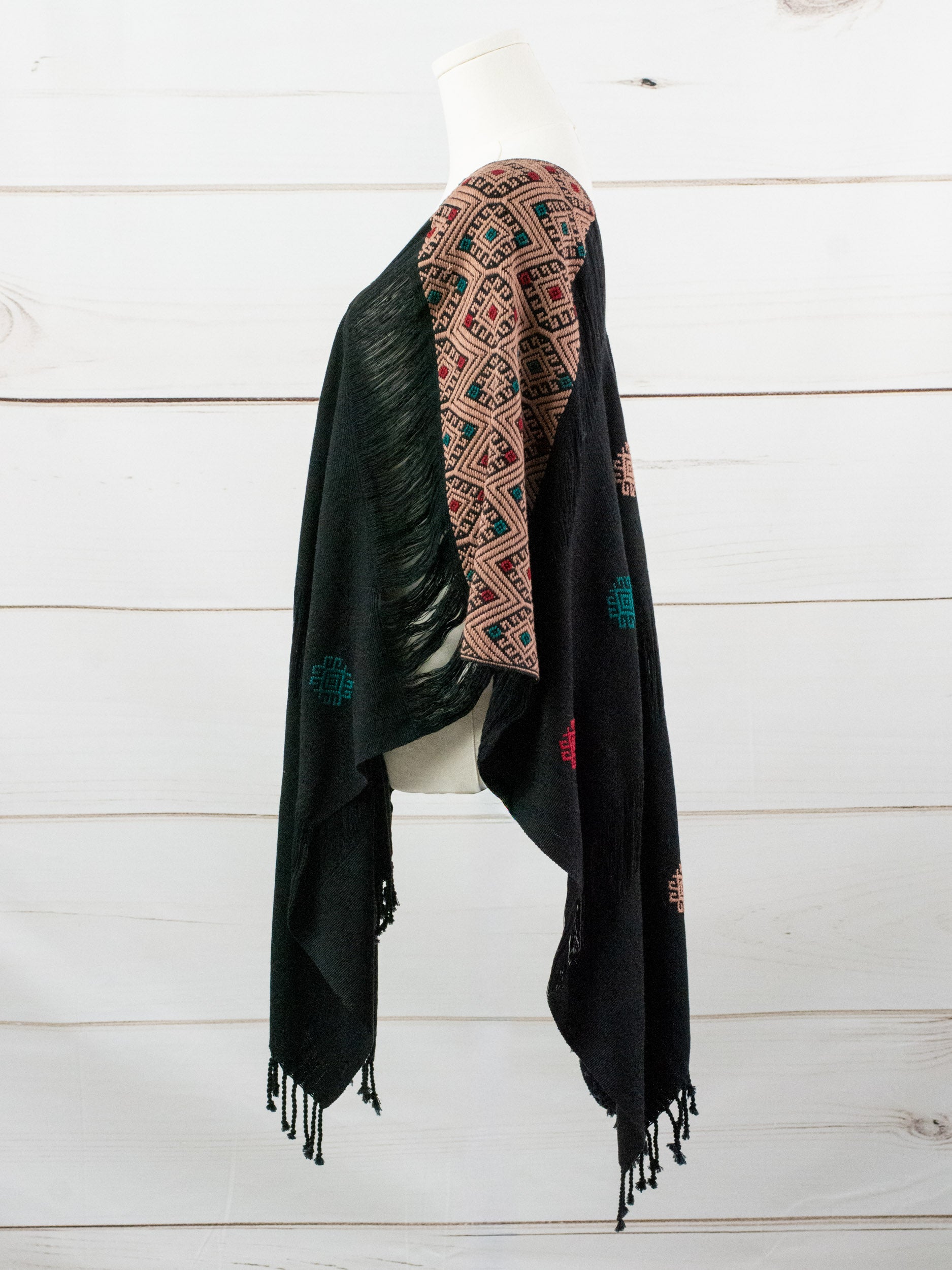 Long poncho two frayed lines Chiapas