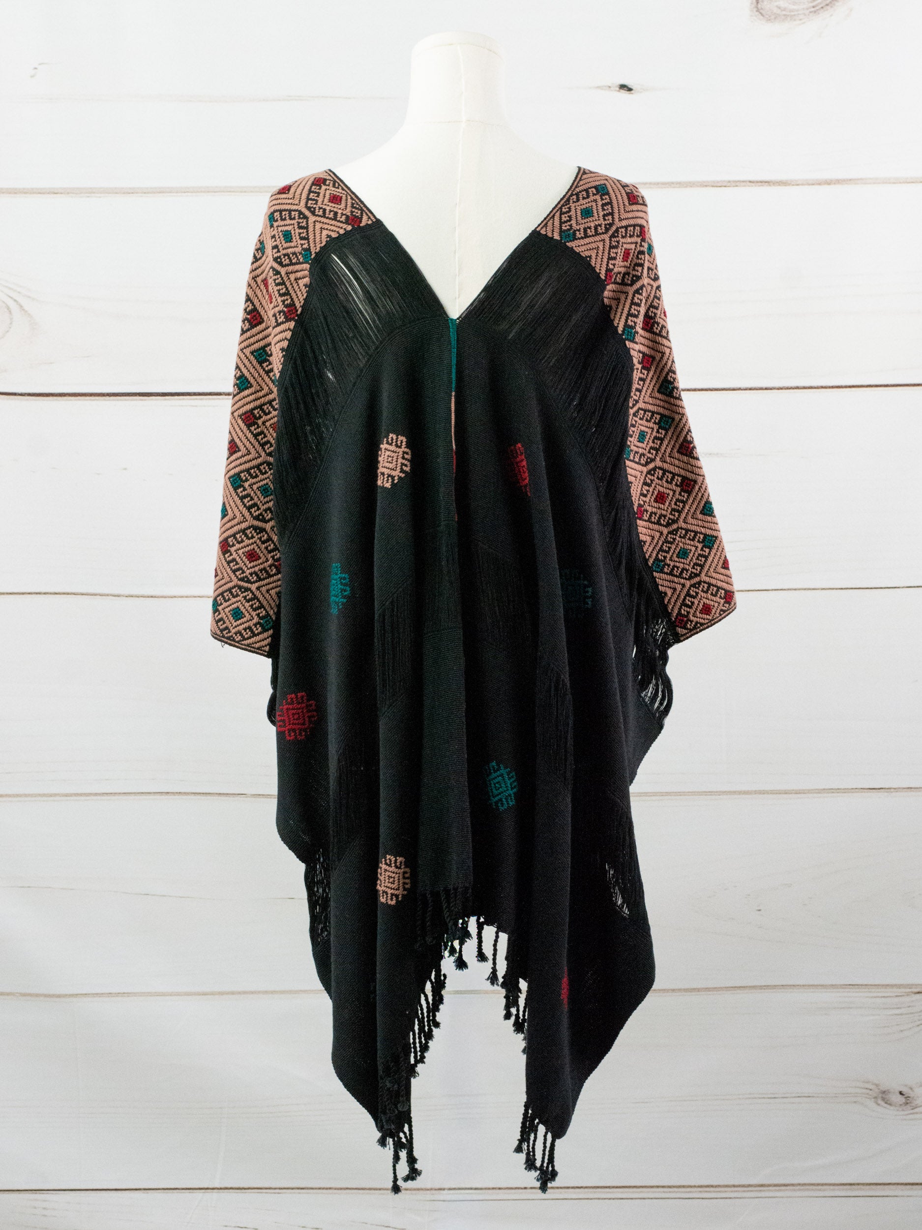 Long poncho two frayed lines Chiapas