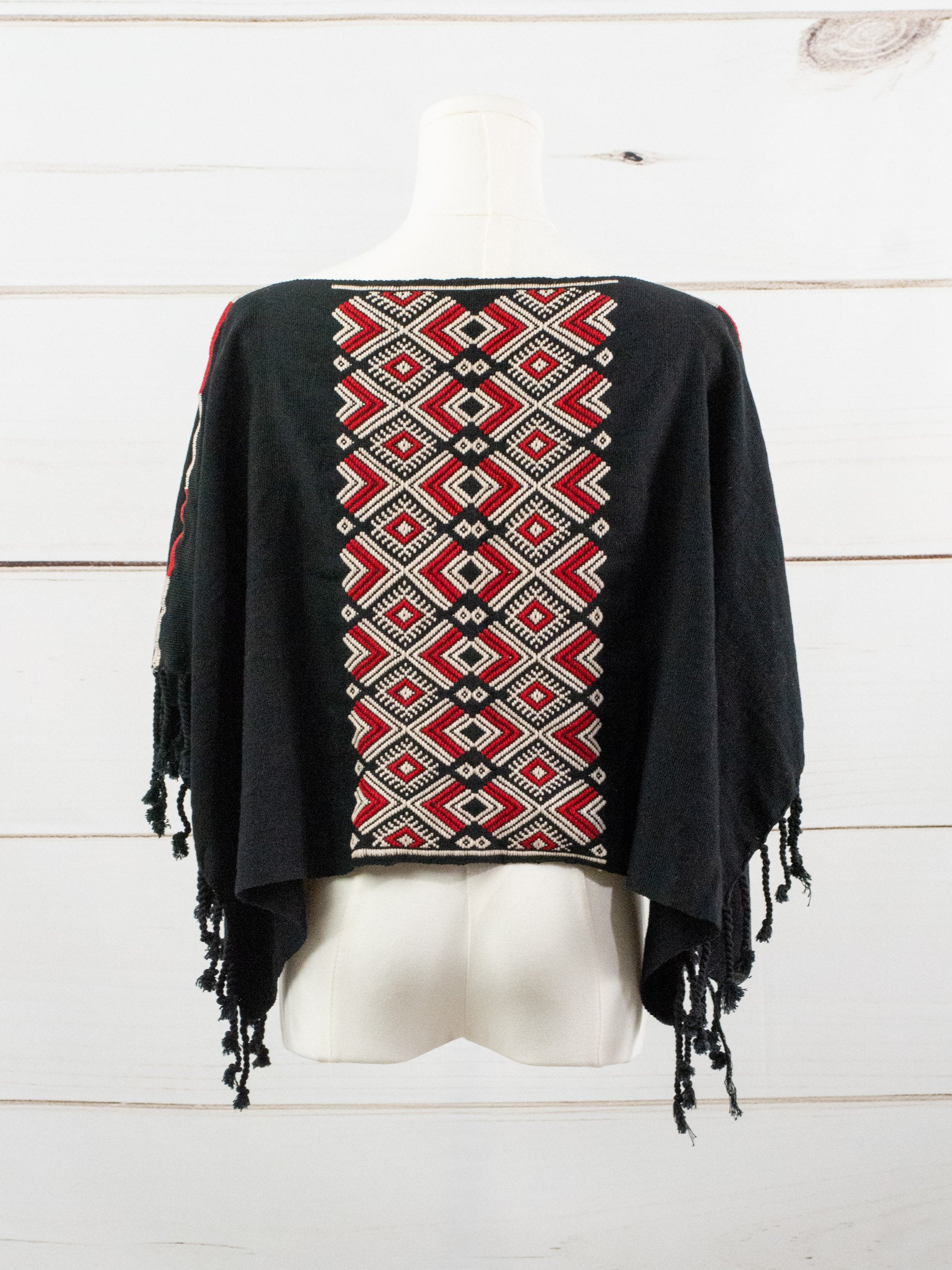 Short Chiapas poncho