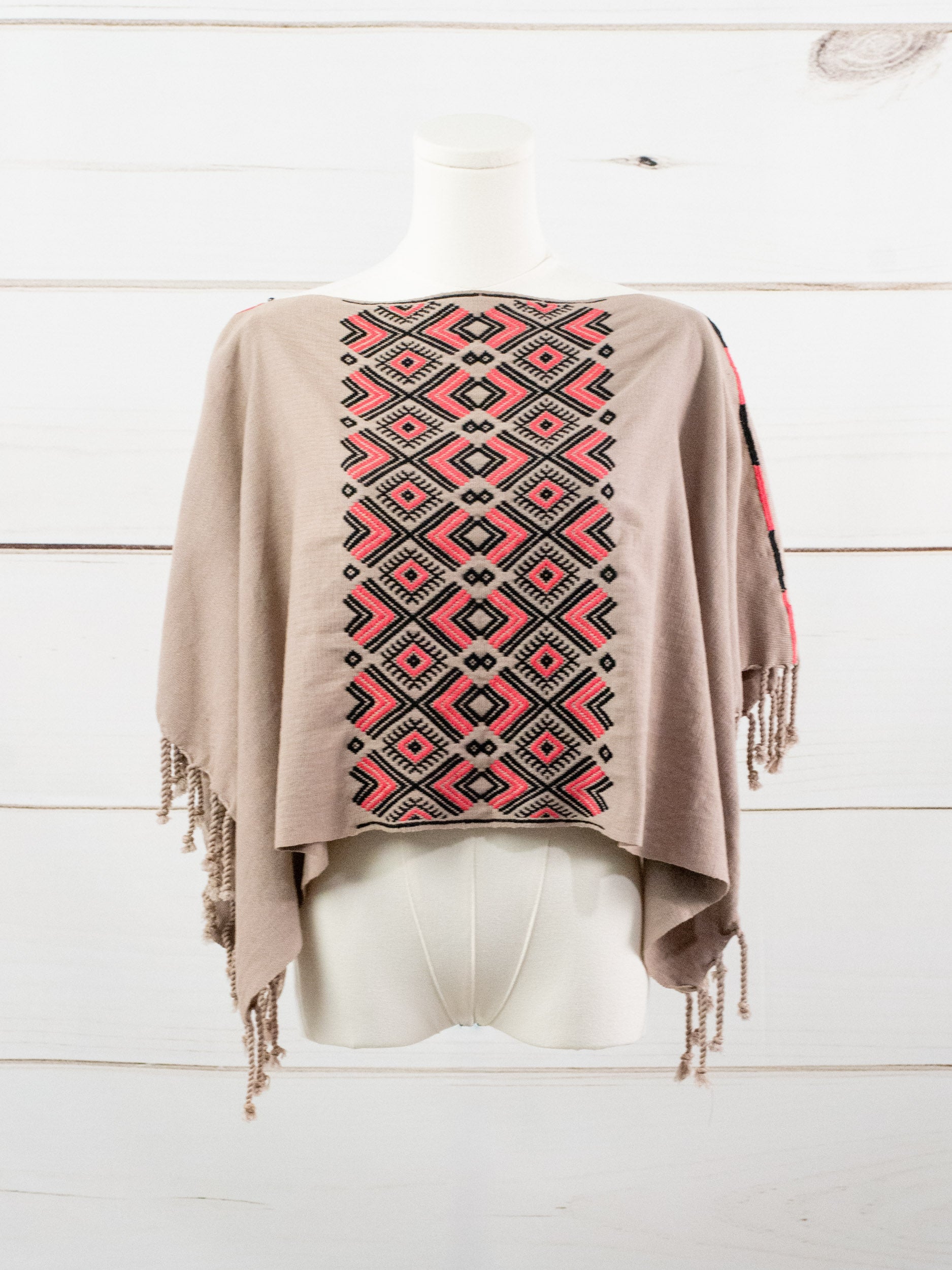 Short Chiapas poncho