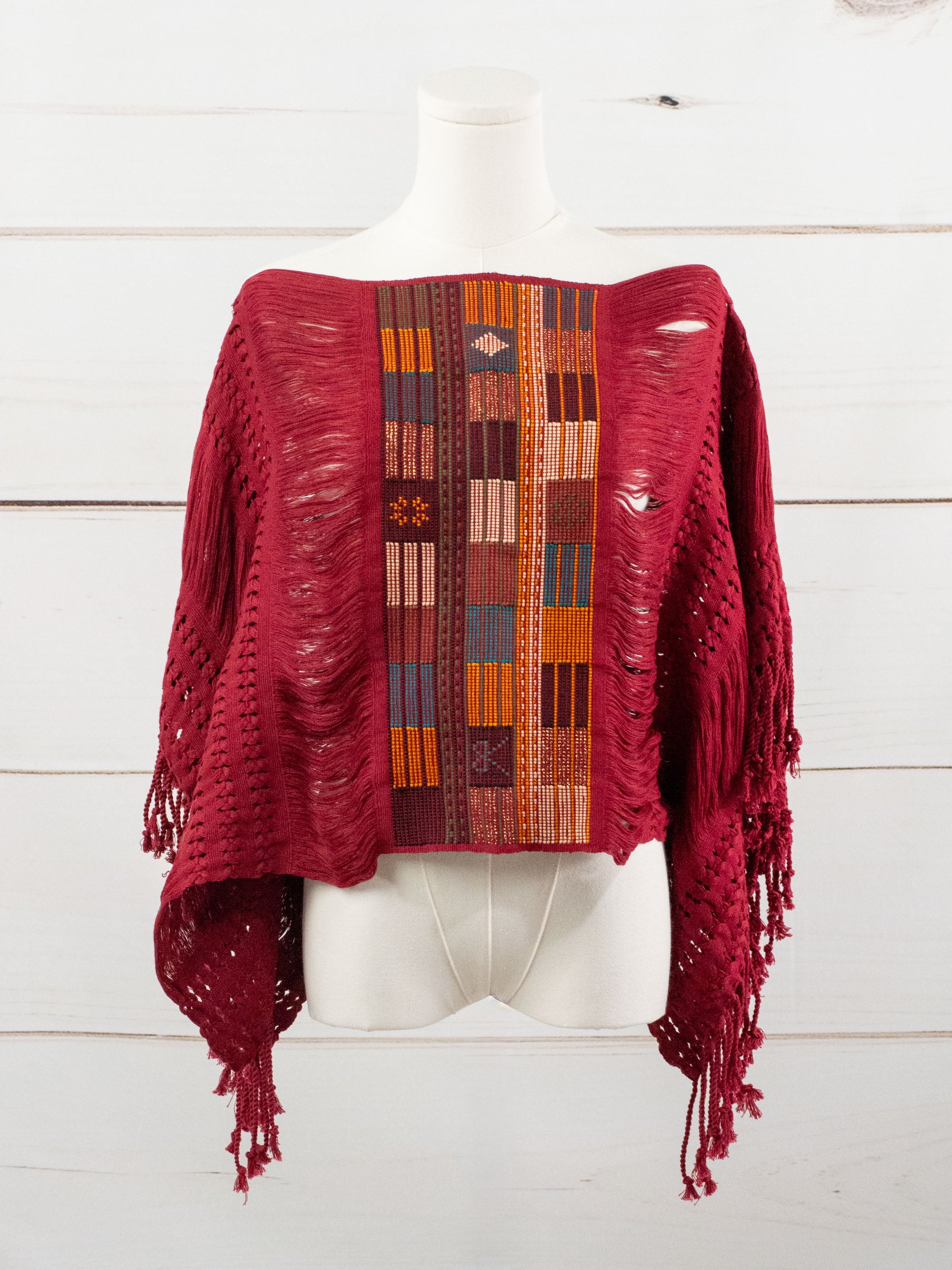 Short poncho, entirely frayed, Chiapas