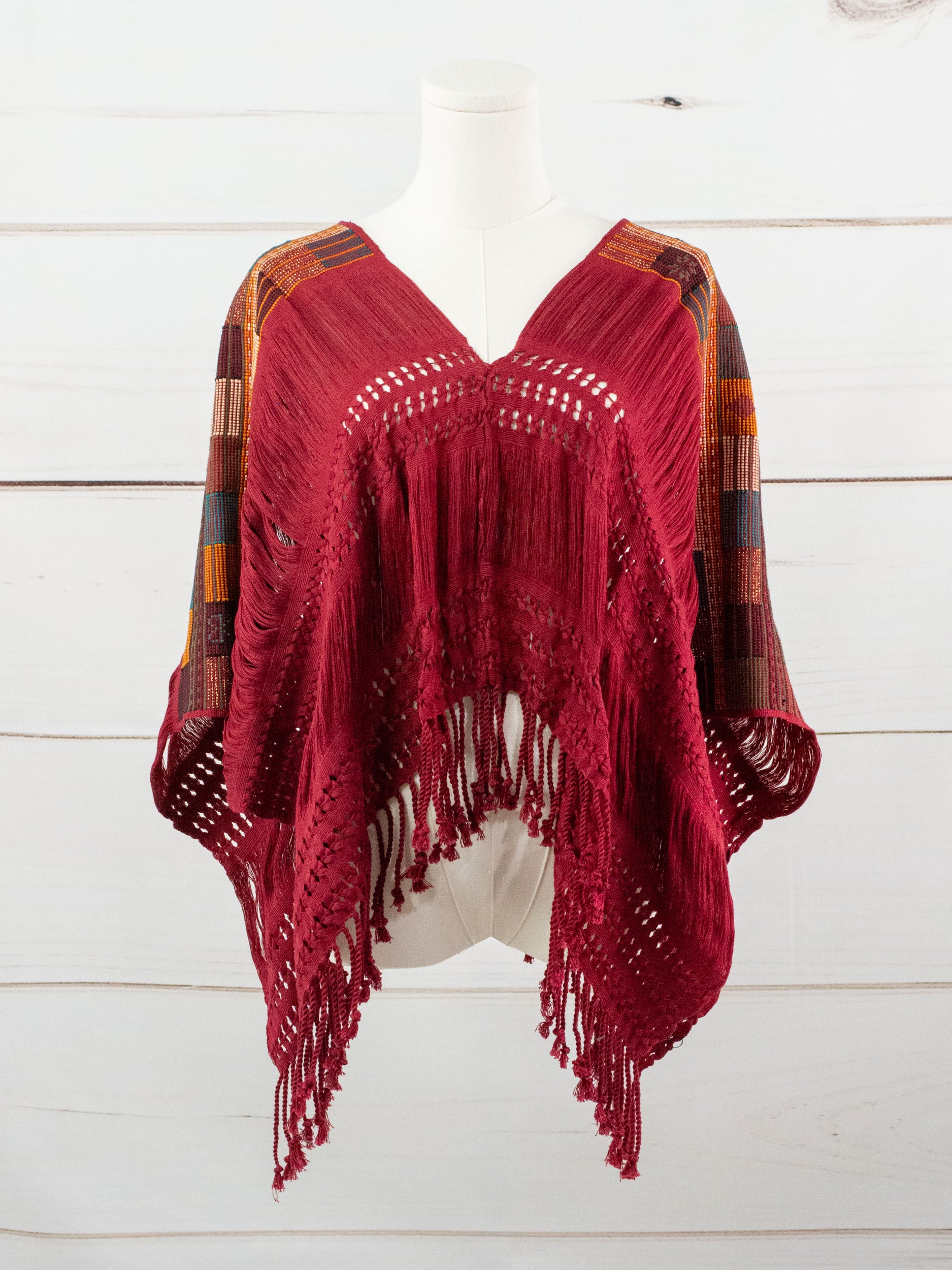 Short poncho, entirely frayed, Chiapas