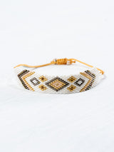 Small diamond-patterned Wixárika beaded bracelet