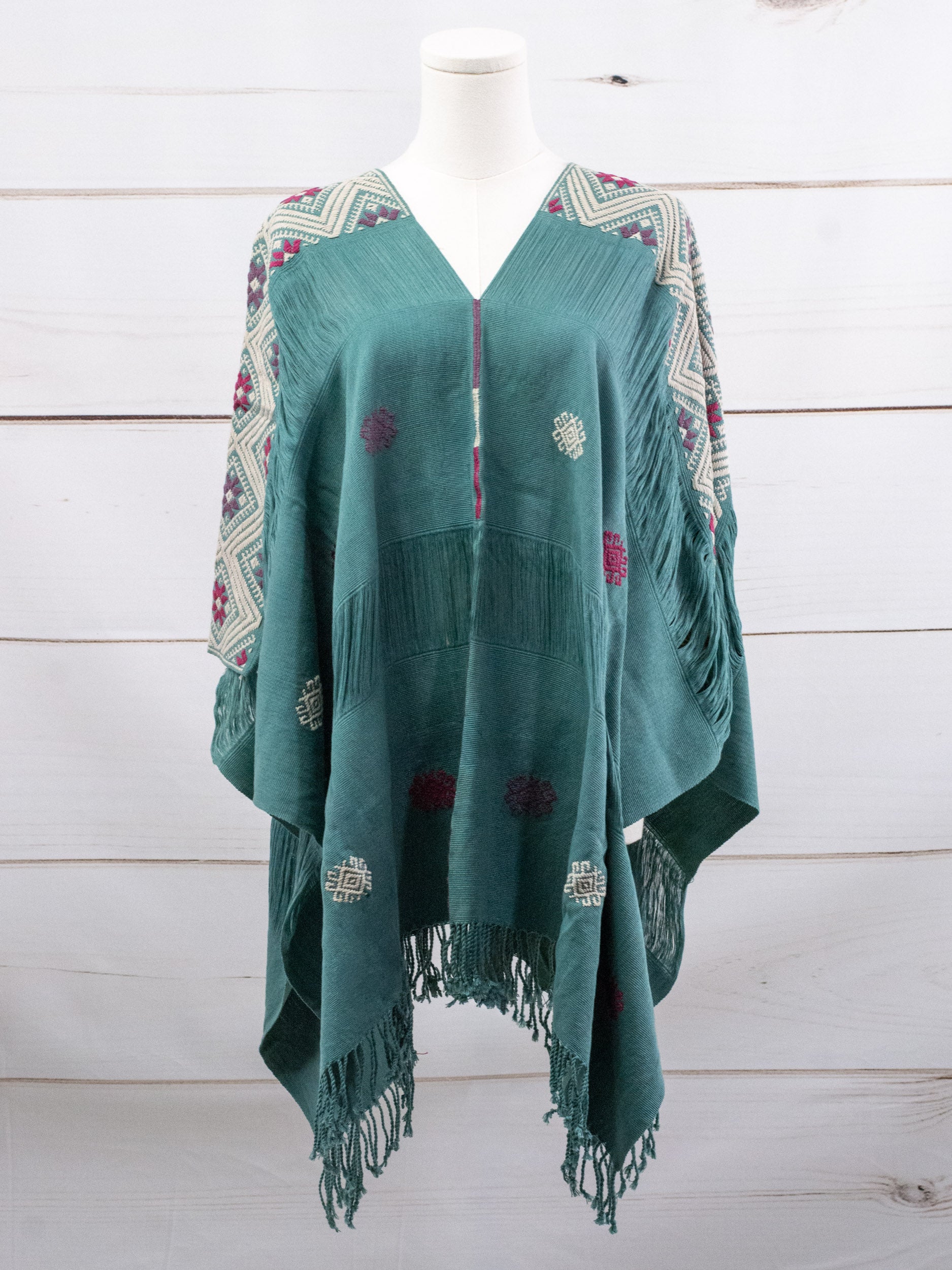 Long poncho two frayed lines Chiapas