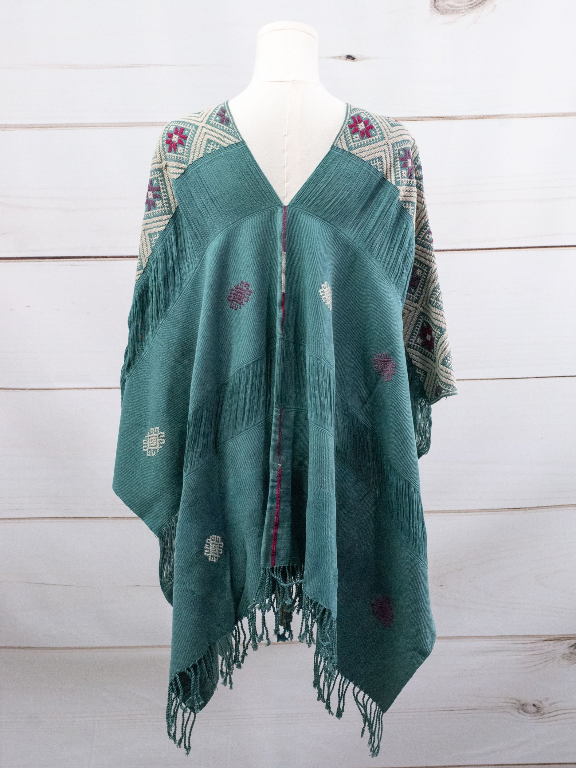 Long poncho two frayed lines Chiapas