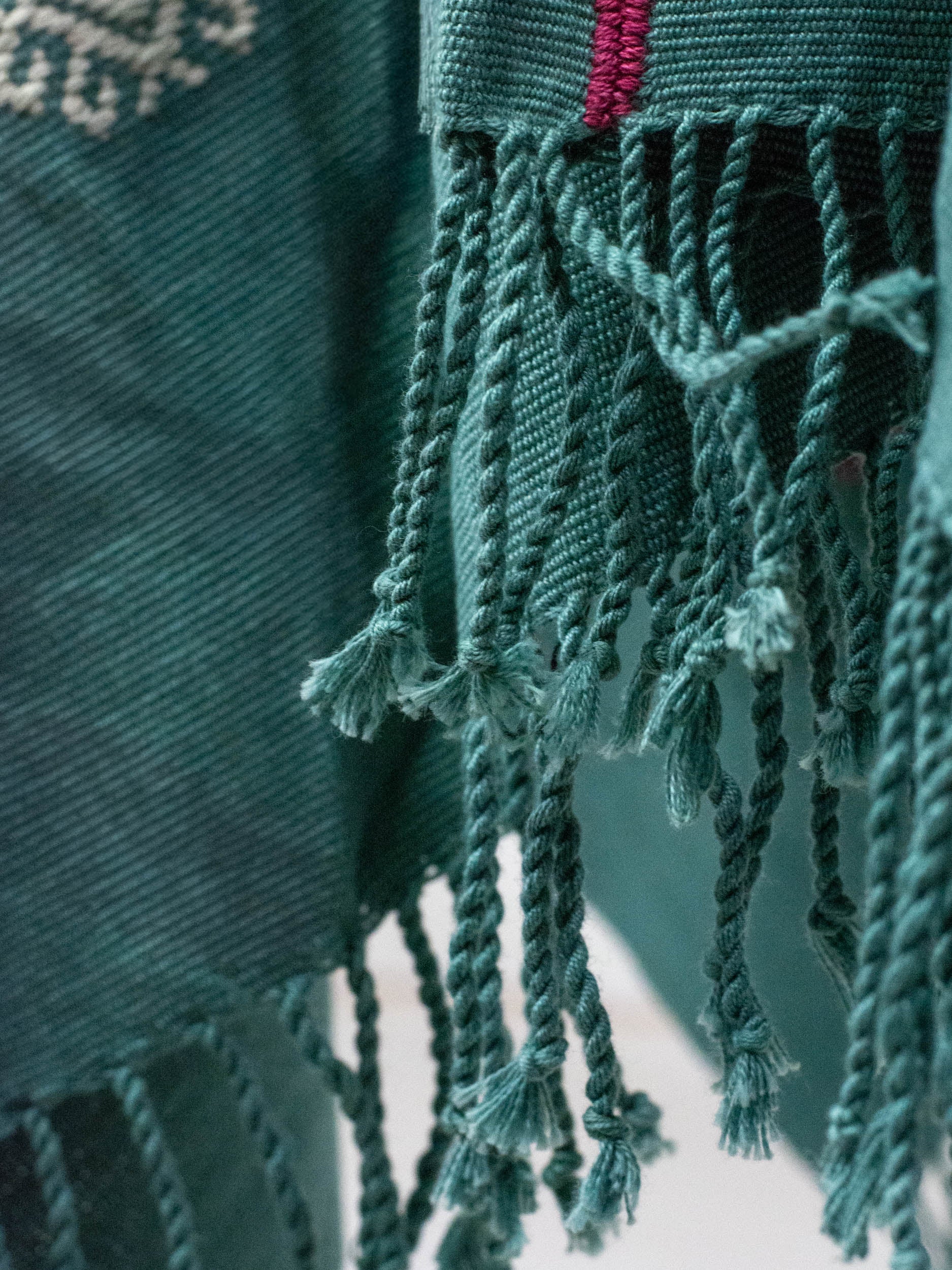 Long poncho two frayed lines Chiapas