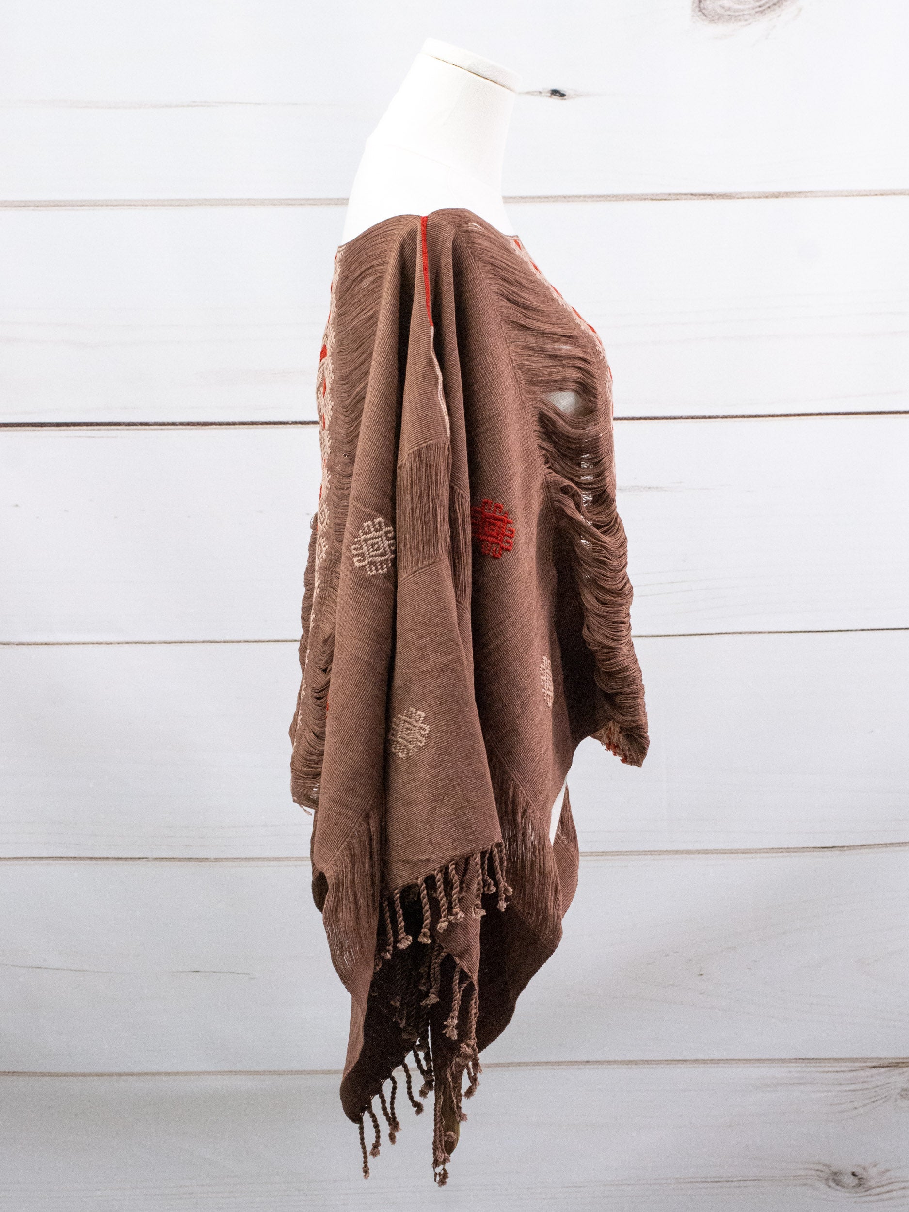 Long poncho two frayed lines Chiapas
