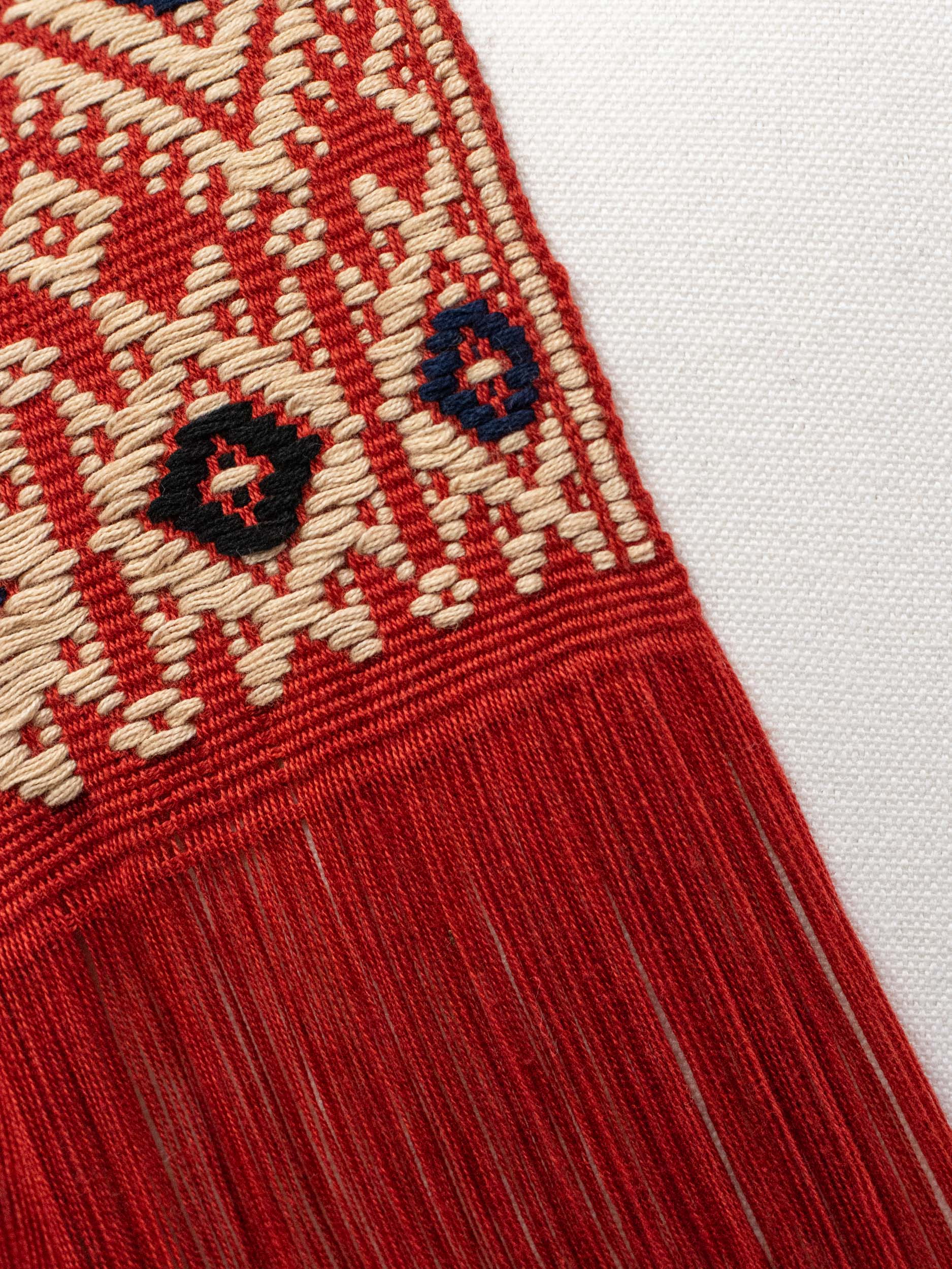 Long poncho two frayed lines Chiapas
