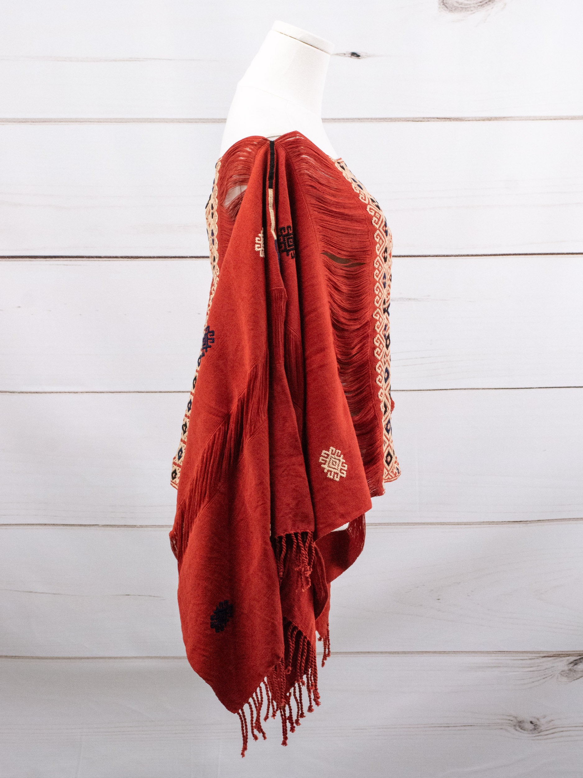 Long poncho two frayed lines Chiapas