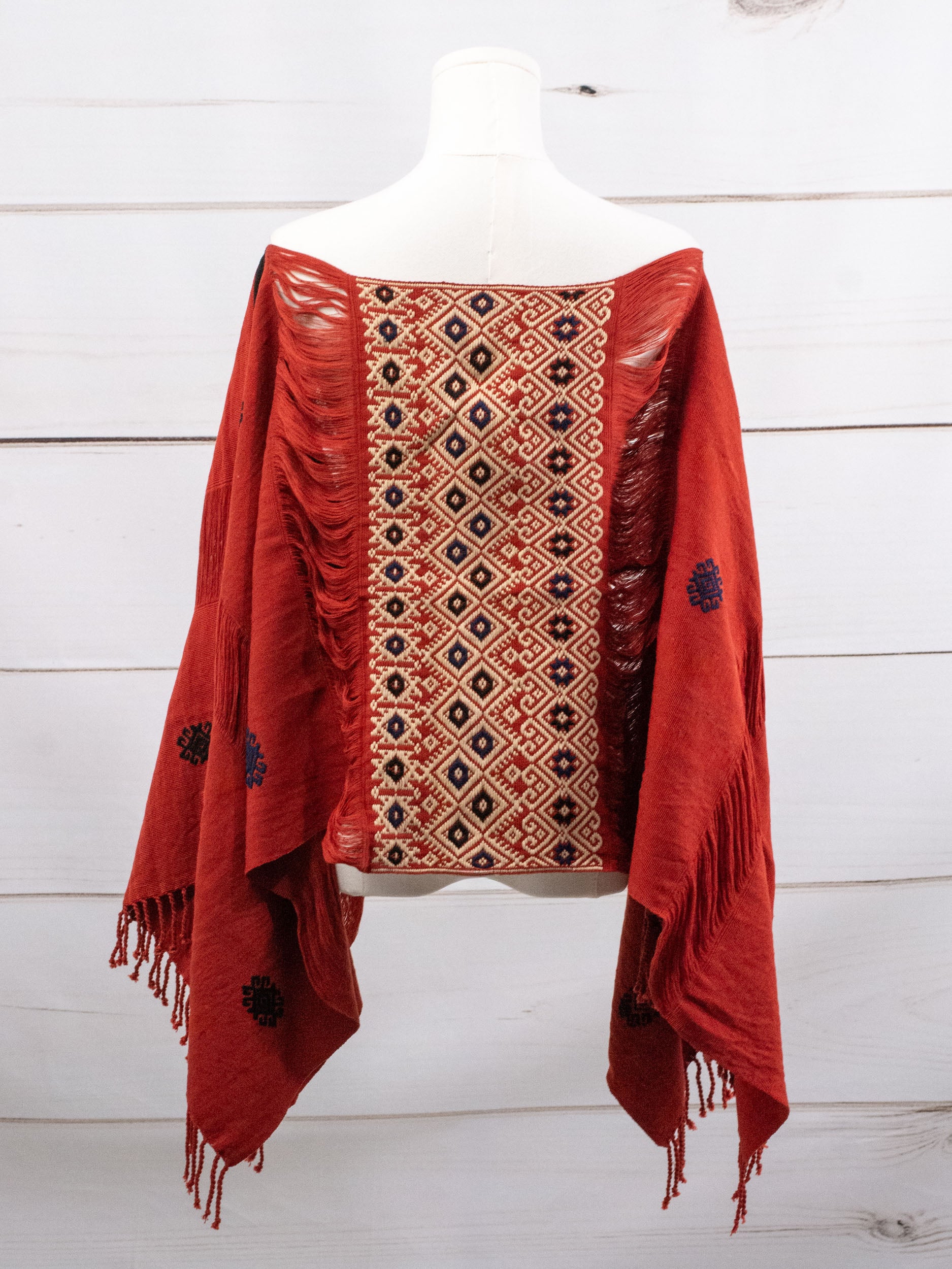 Long poncho two frayed lines Chiapas