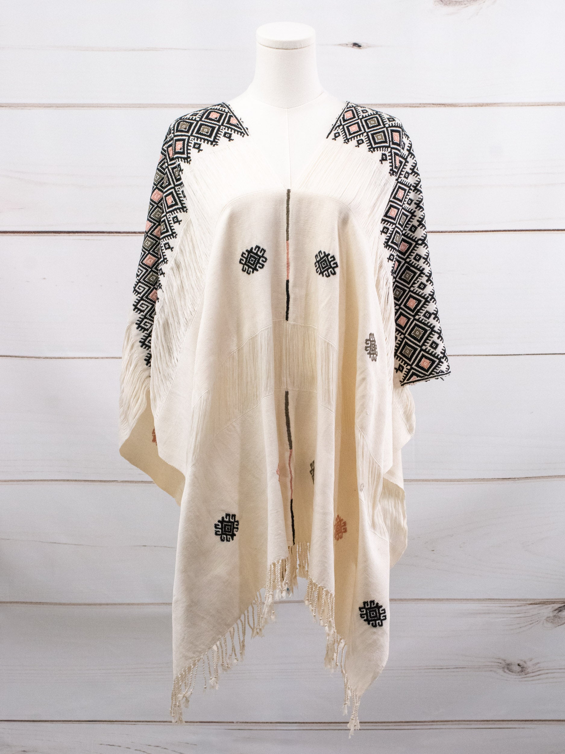 Long poncho two frayed lines Chiapas