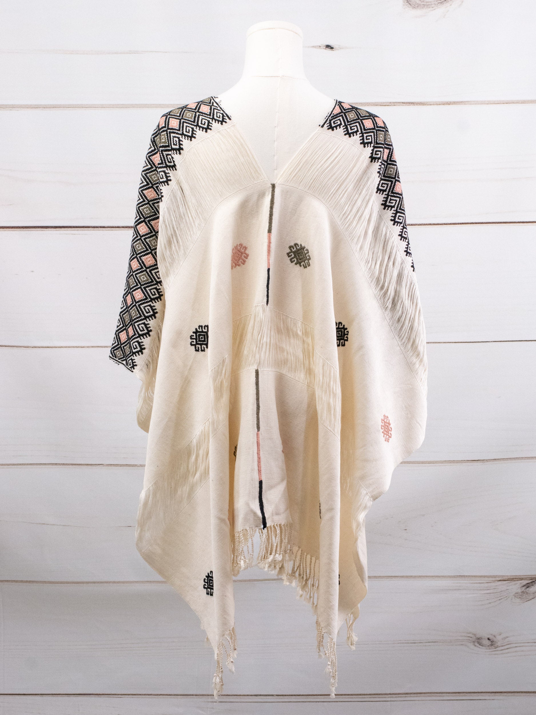 Long poncho two frayed lines Chiapas