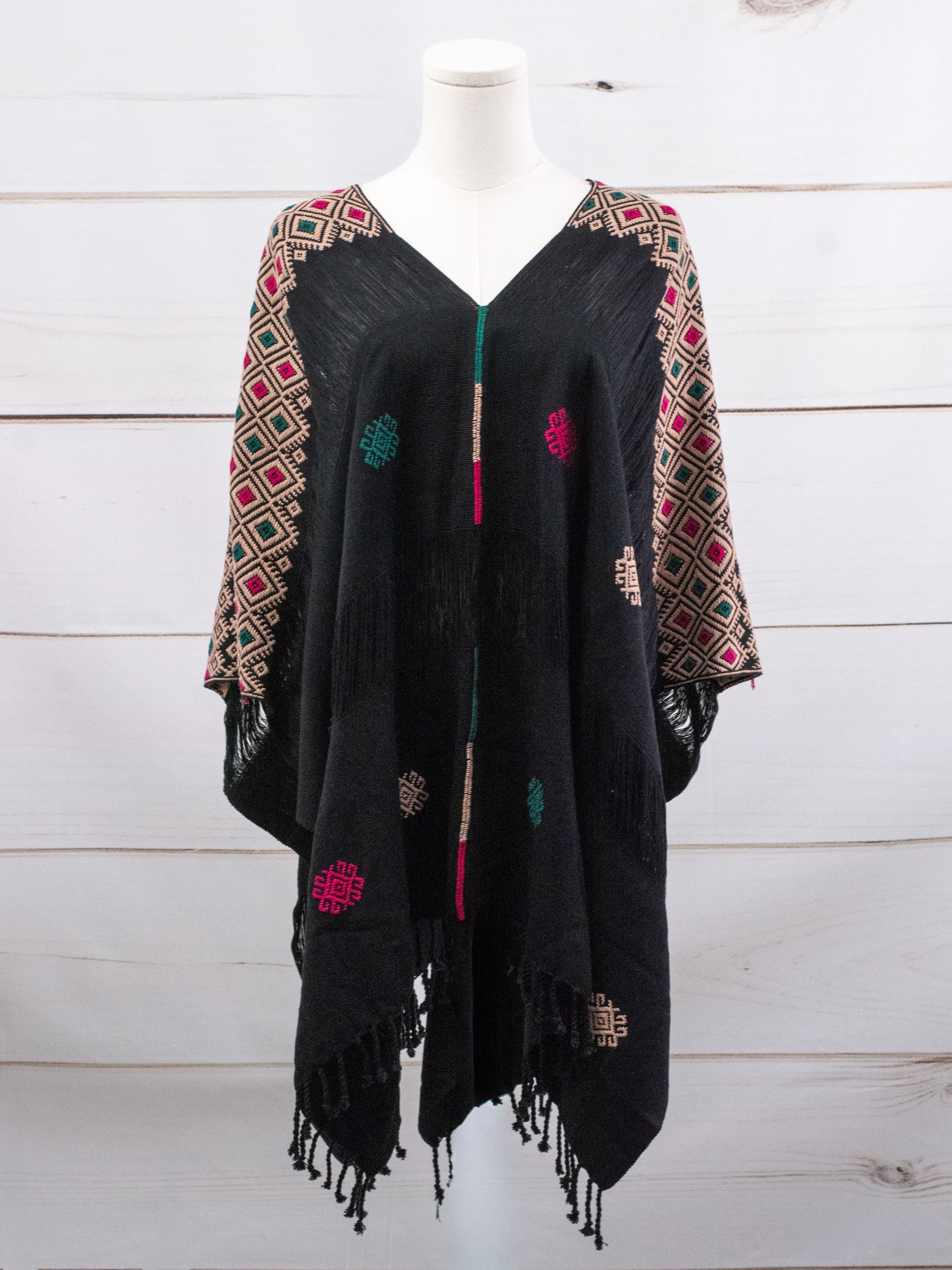 Poncho largo tres líneas deshiladas Chiapas
