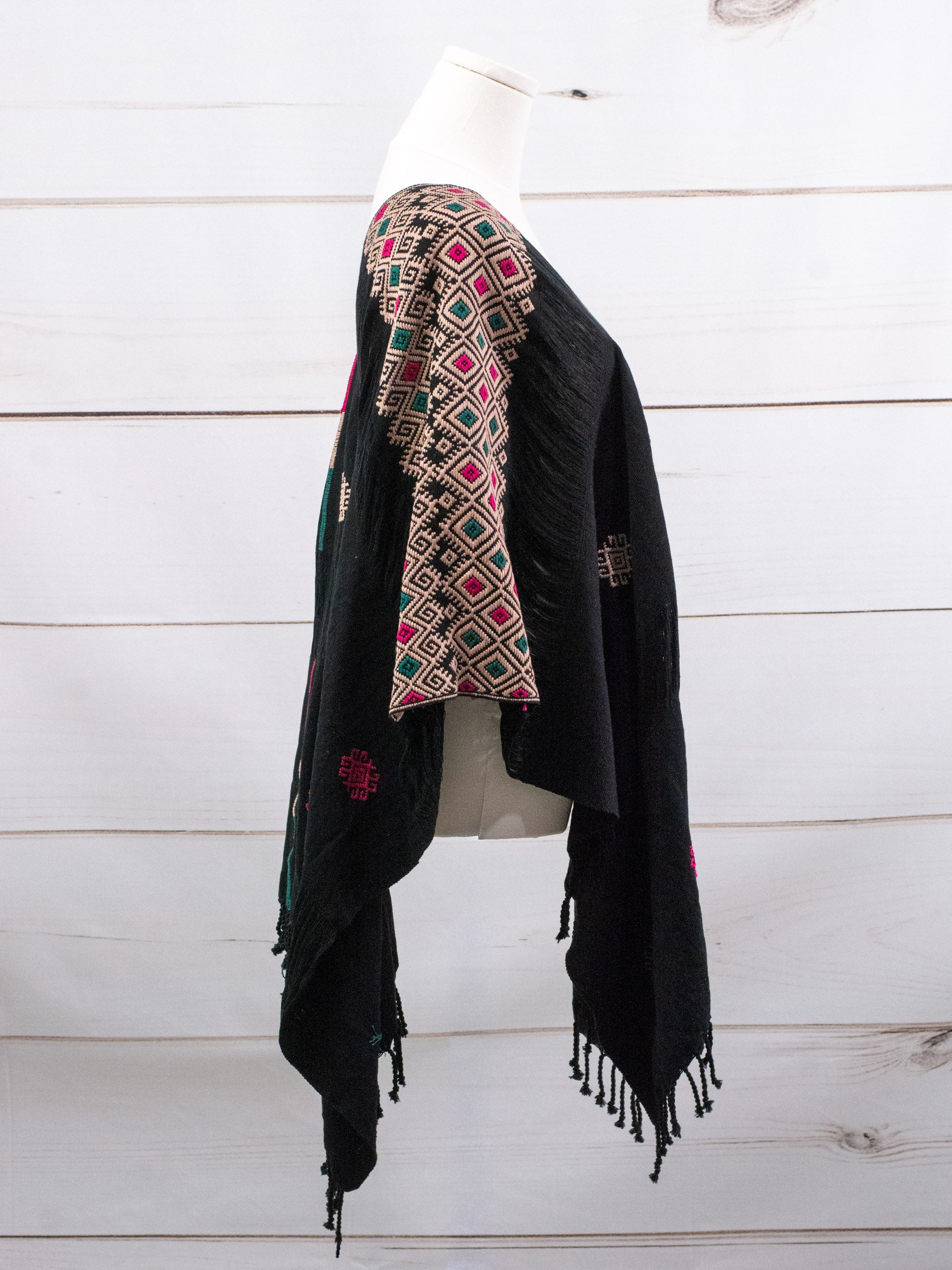 Poncho largo tres líneas deshiladas Chiapas