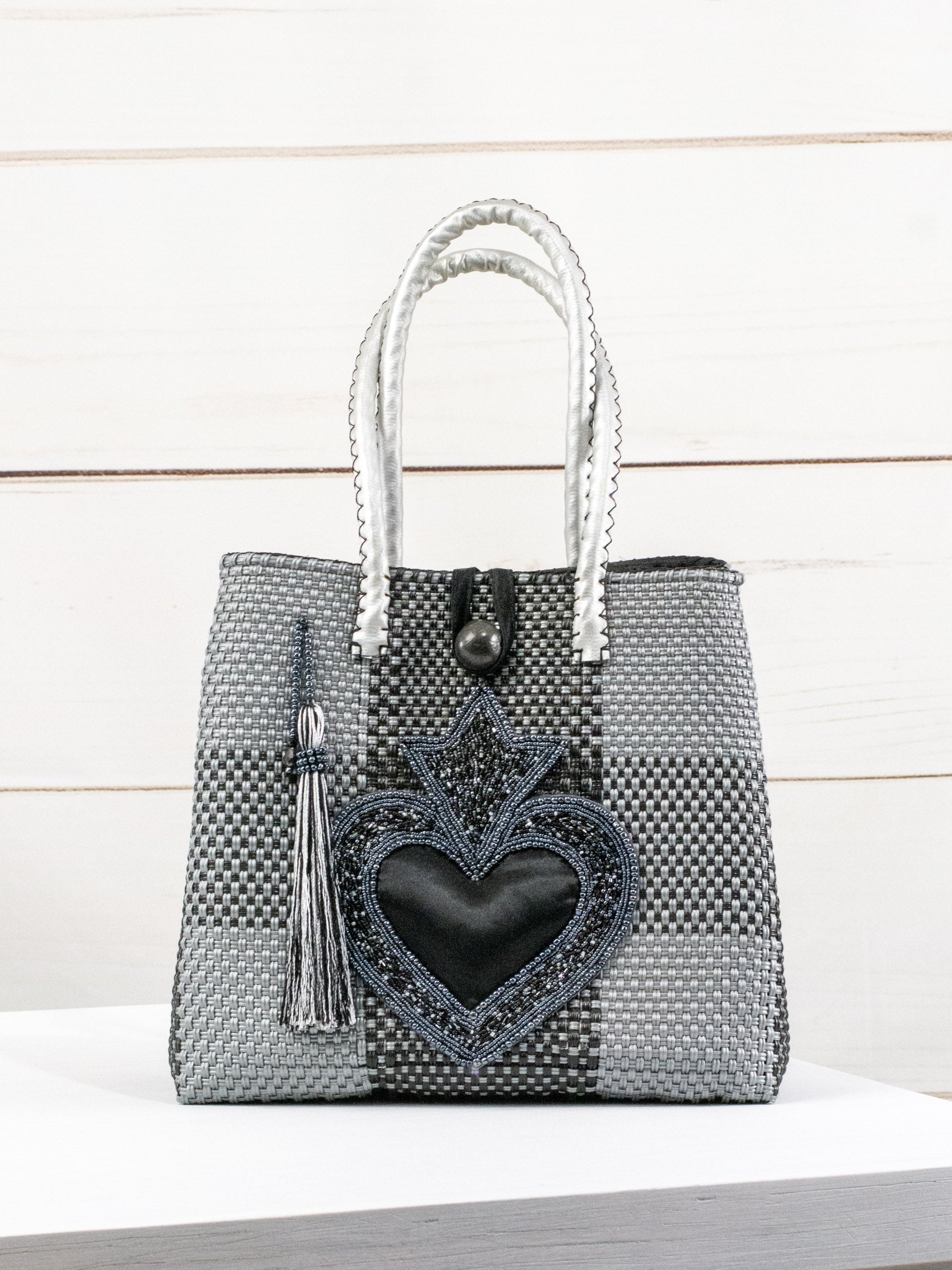 Medium heart milagro artisan bag