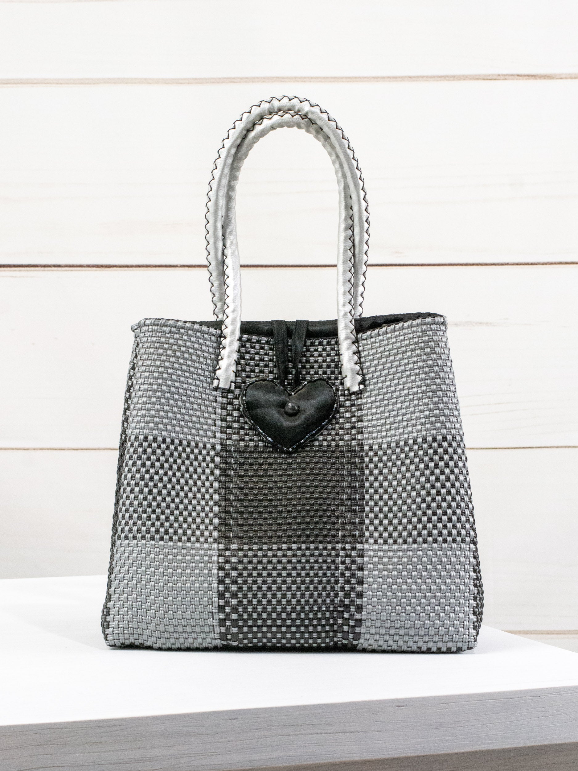 Medium heart milagro artisan bag